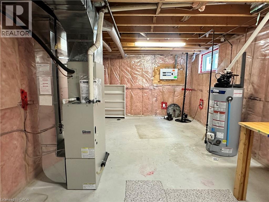 












154 FOREST Street E

,
Dunnville,




Ontario
N1A1C1

