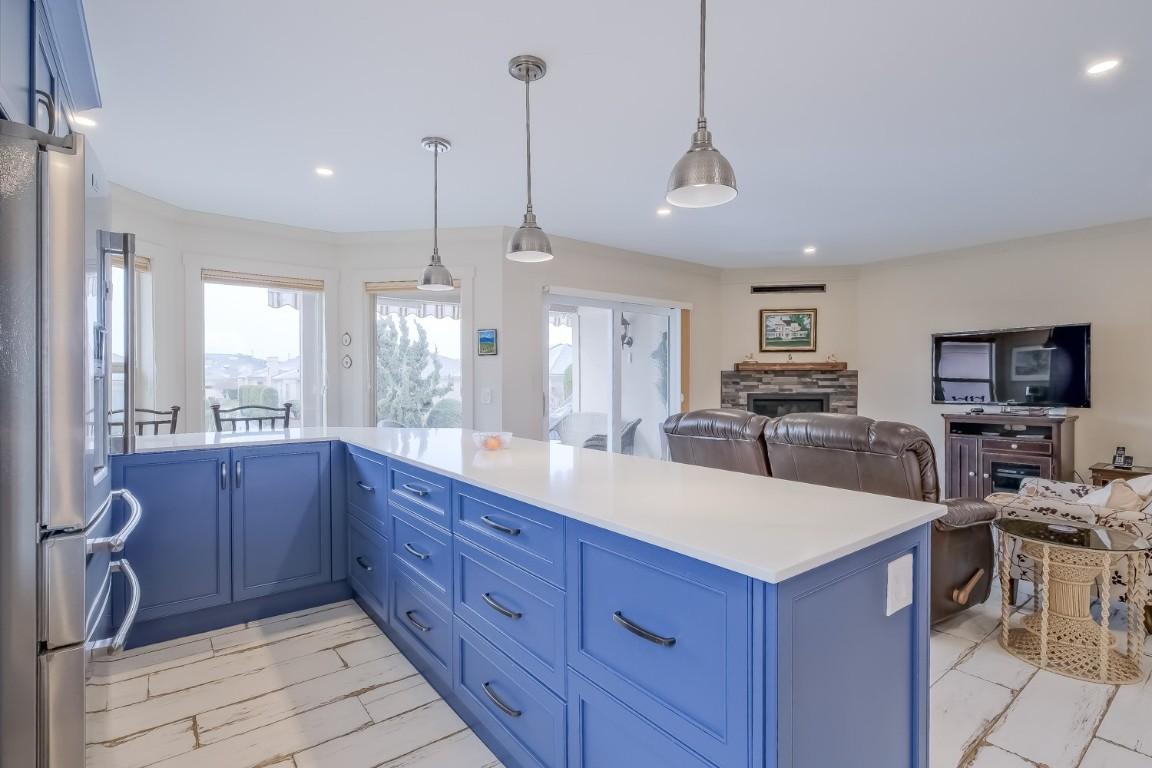 









595


Yates

Road, 419,
Kelowna,




BC
v1V 1P8

