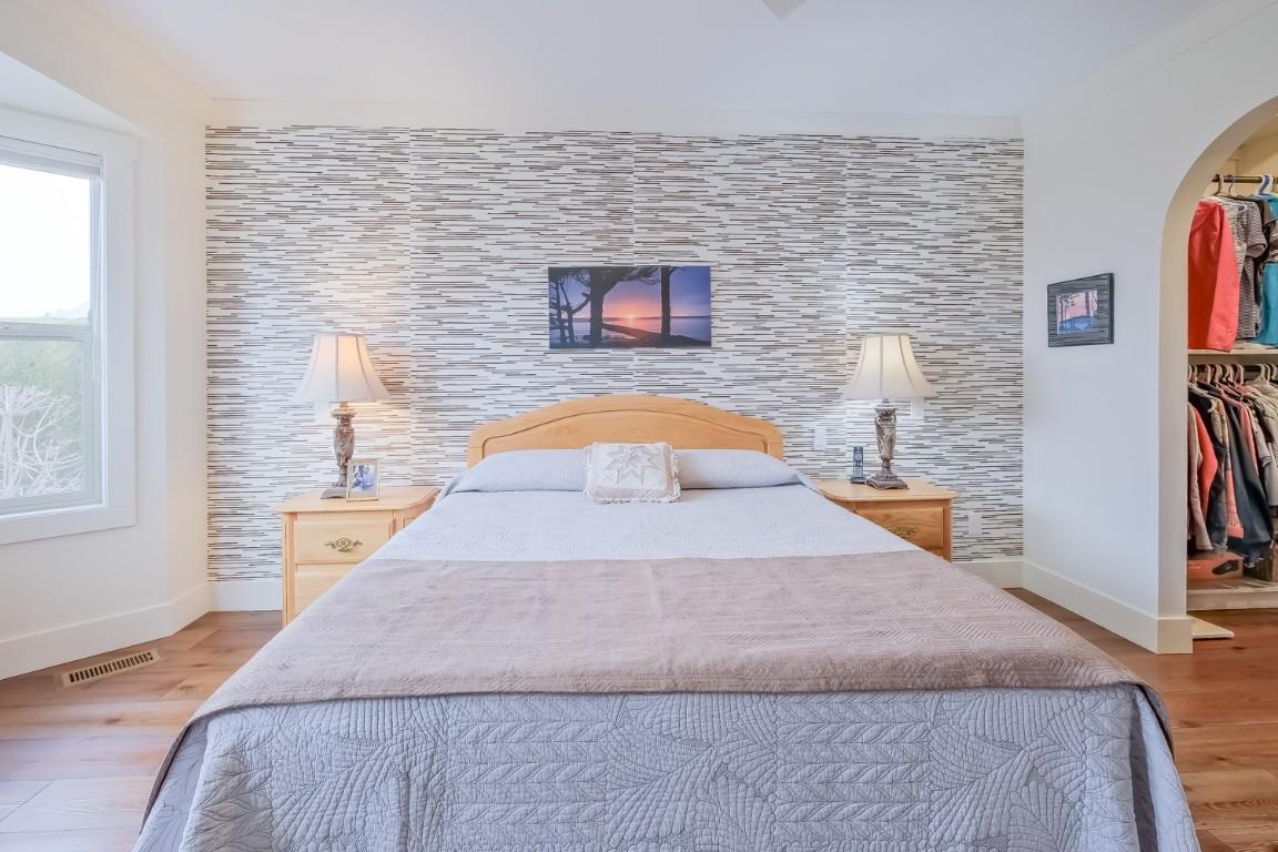 









595


Yates

Road, 419,
Kelowna,




BC
v1V 1P8

