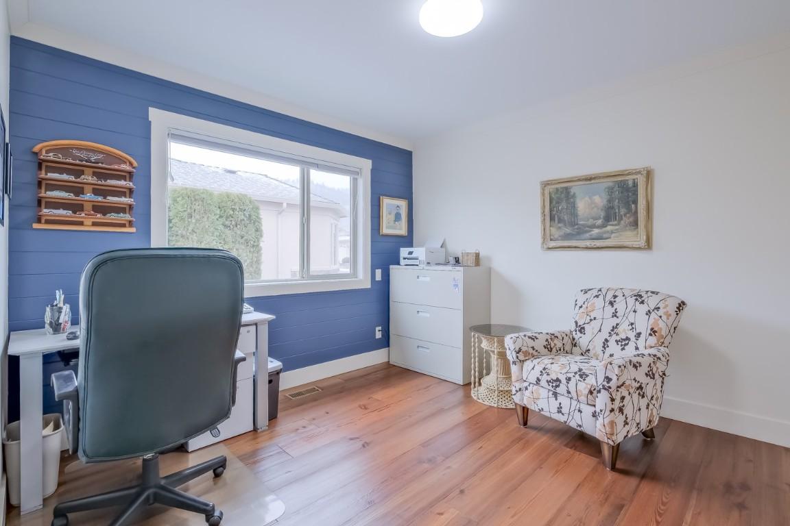 









595


Yates

Road, 419,
Kelowna,




BC
v1V 1P8

