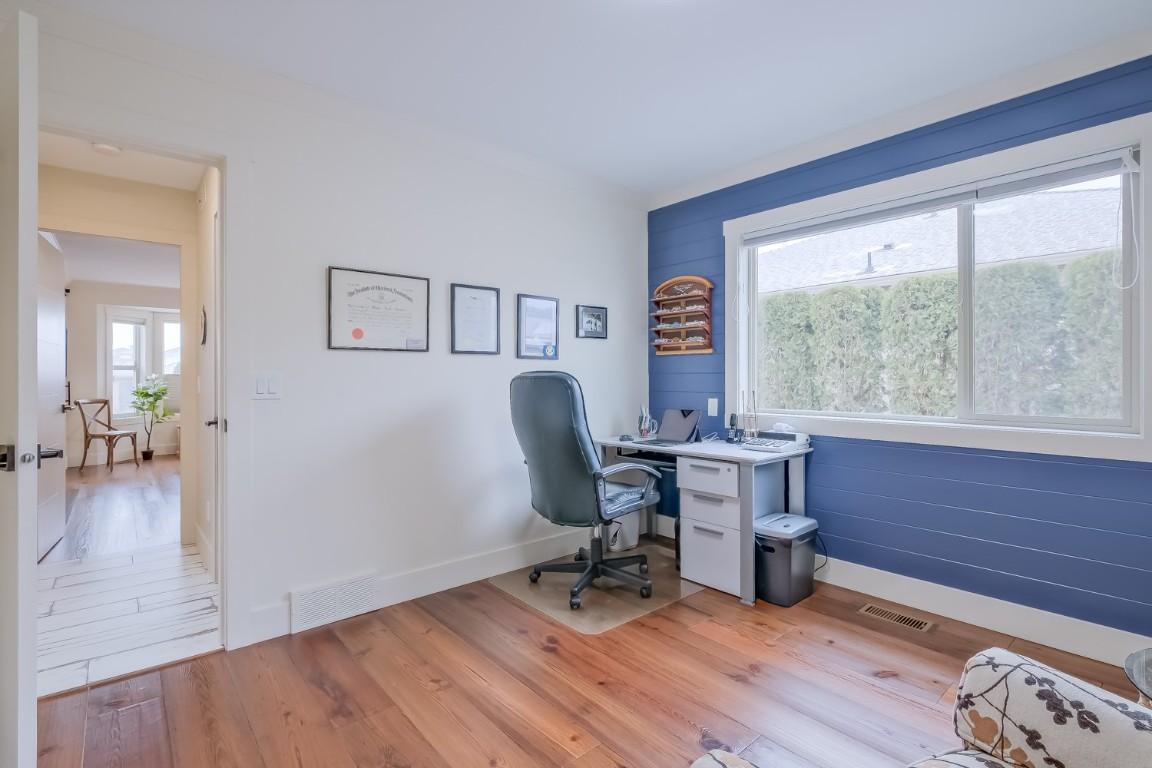 









595


Yates

Road, 419,
Kelowna,




BC
v1V 1P8

