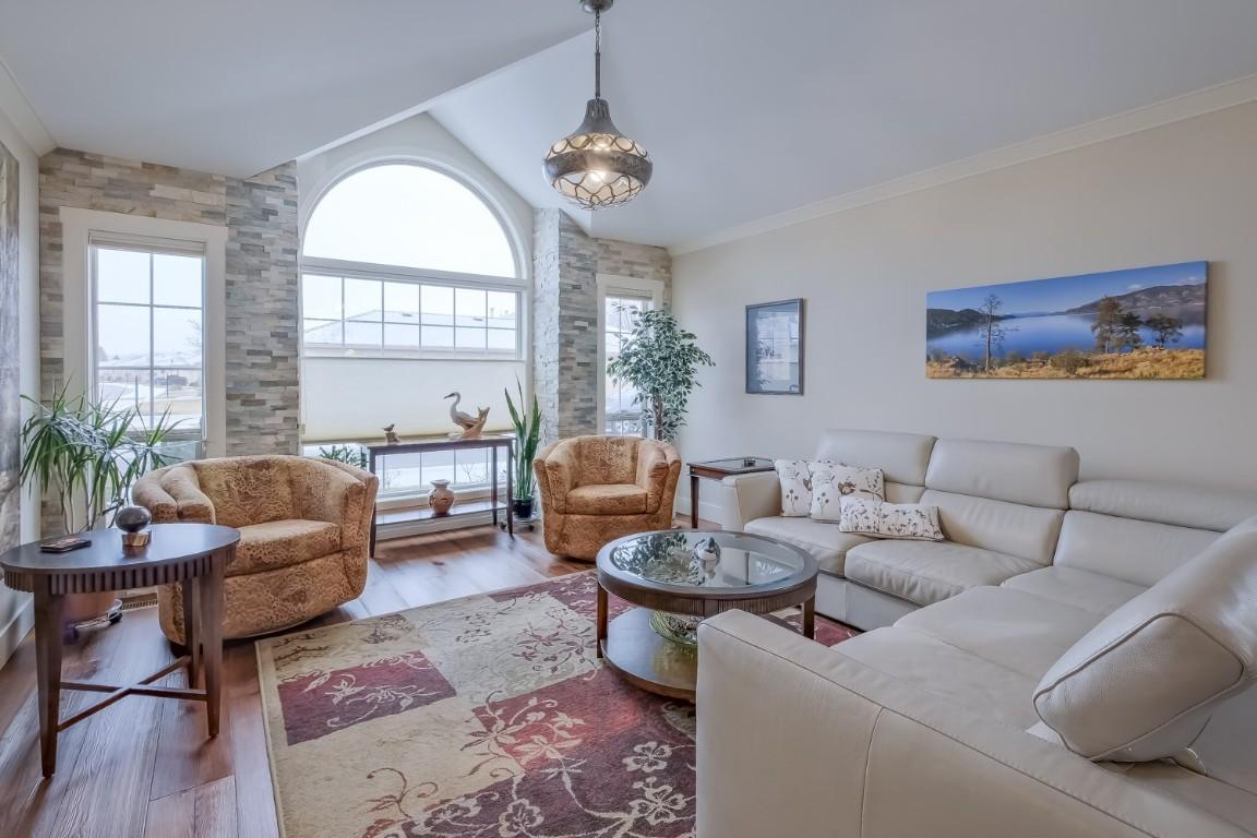 









595


Yates

Road, 419,
Kelowna,




BC
v1V 1P8

