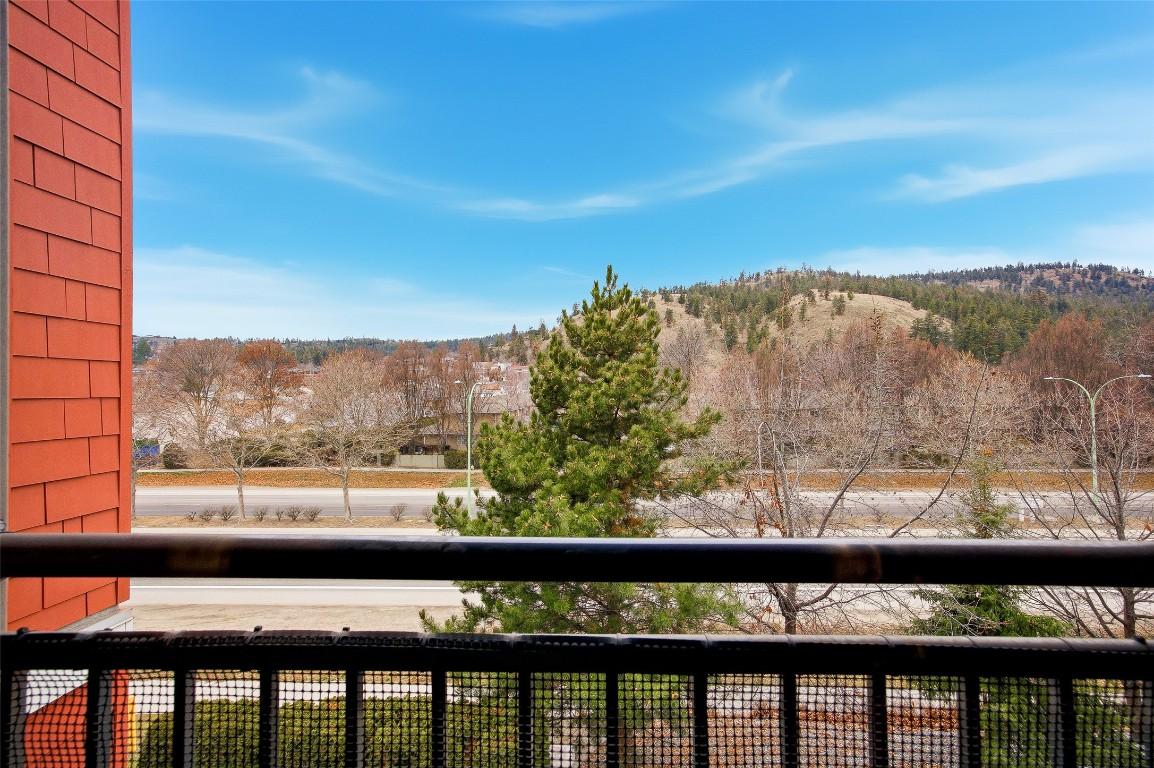 









555


Yates

Road, 410,
Kelowna,




BC
V1V 2V2

