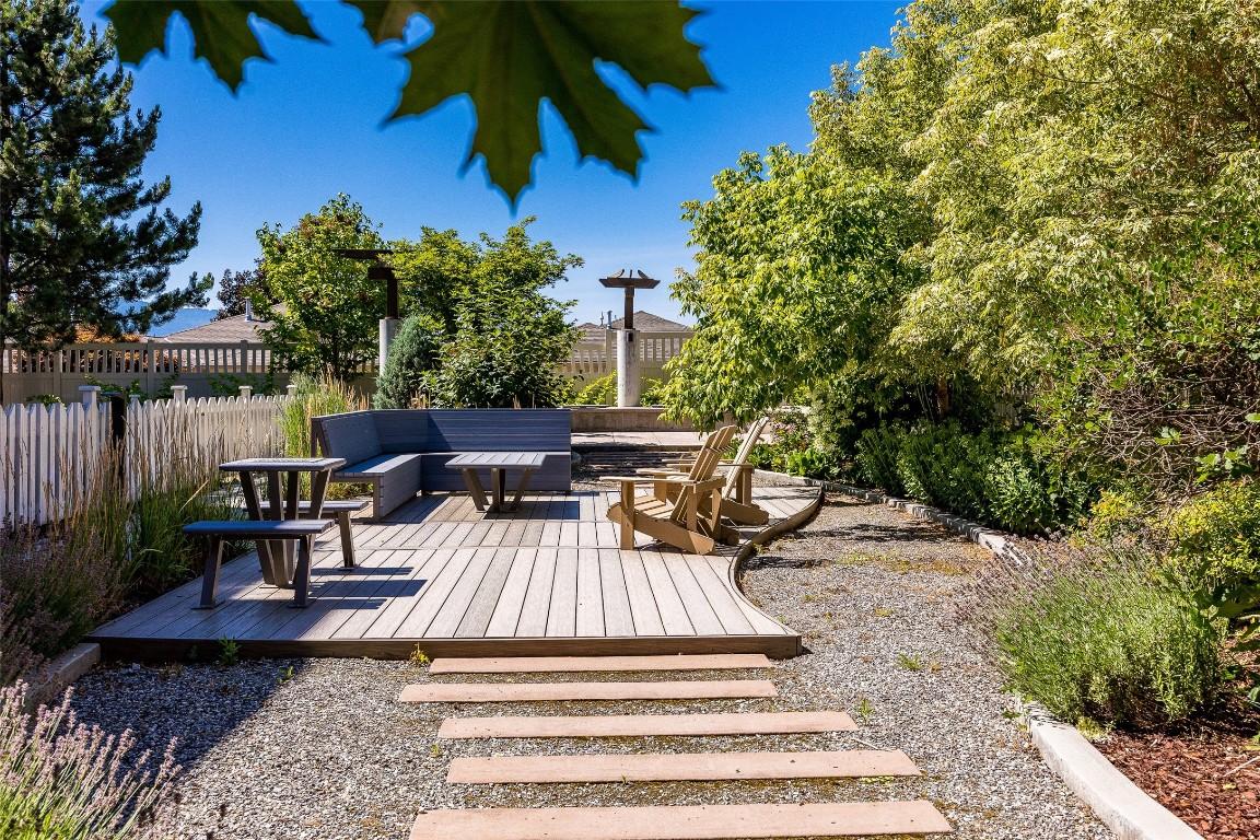 









555


Yates

Road, 410,
Kelowna,




BC
V1V 2V2

