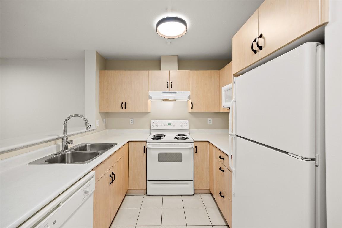 









555


Yates

Road, 410,
Kelowna,




BC
V1V 2V2

