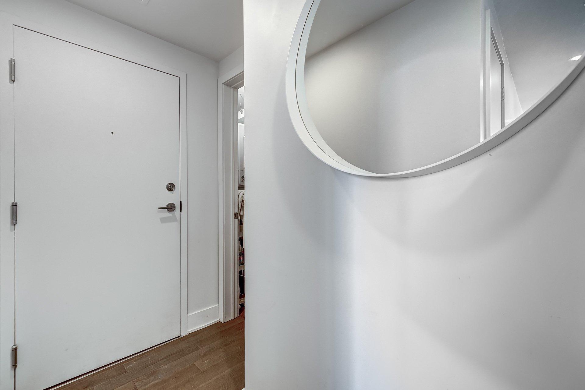 









2320


Rue Tupper

, 1214,
Montréal (Ville-Marie),




QC
H3H0B8

