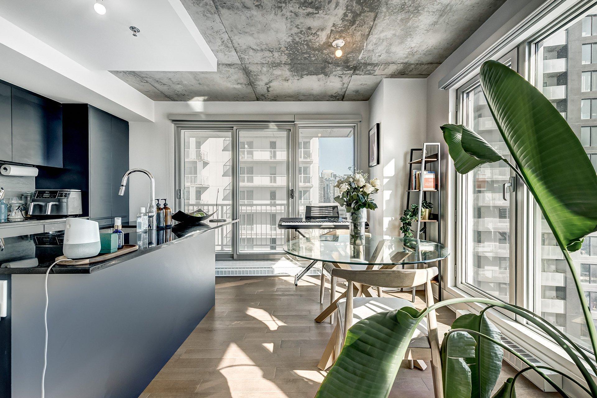 









2320


Rue Tupper

, 1214,
Montréal (Ville-Marie),




QC
H3H0B8

