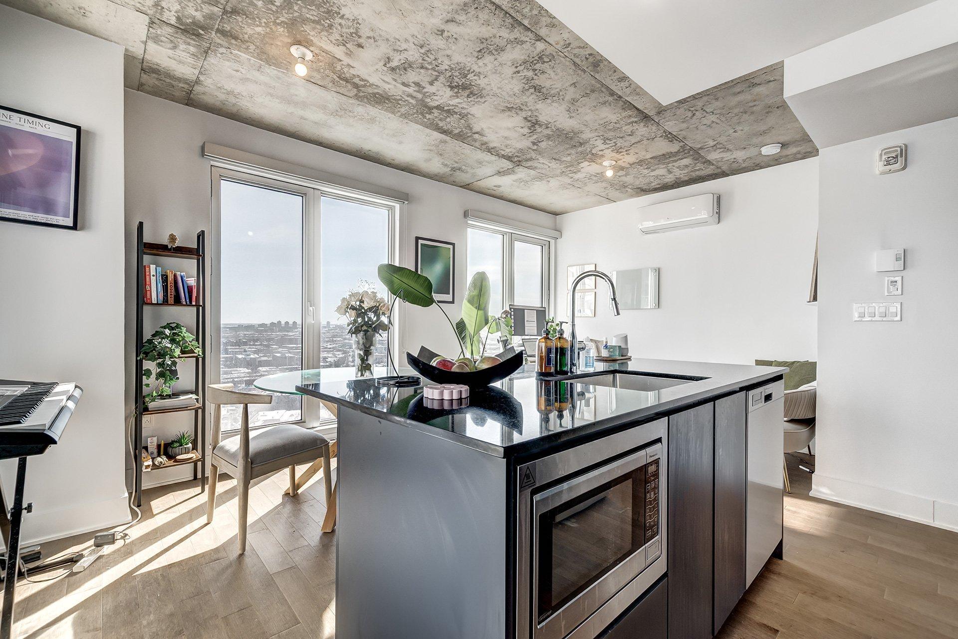 









2320


Rue Tupper

, 1214,
Montréal (Ville-Marie),




QC
H3H0B8

