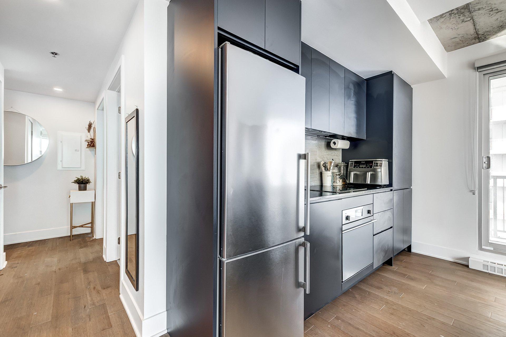 









2320


Rue Tupper

, 1214,
Montréal (Ville-Marie),




QC
H3H0B8

