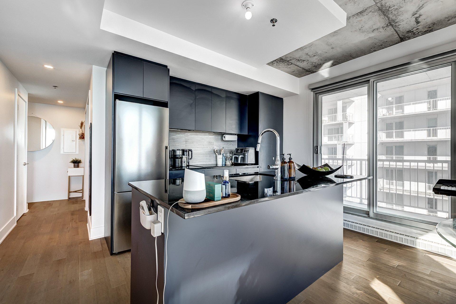 









2320


Rue Tupper

, 1214,
Montréal (Ville-Marie),




QC
H3H0B8

