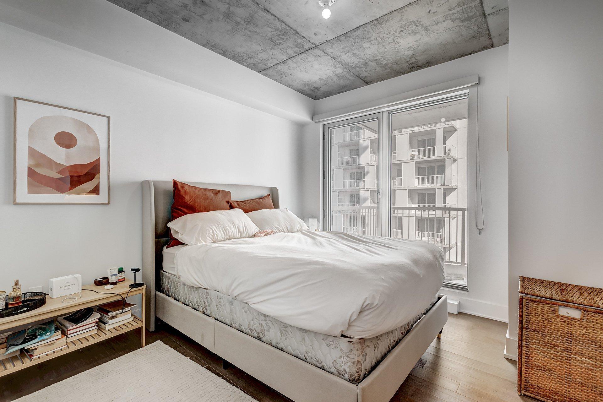 









2320


Rue Tupper

, 1214,
Montréal (Ville-Marie),




QC
H3H0B8

