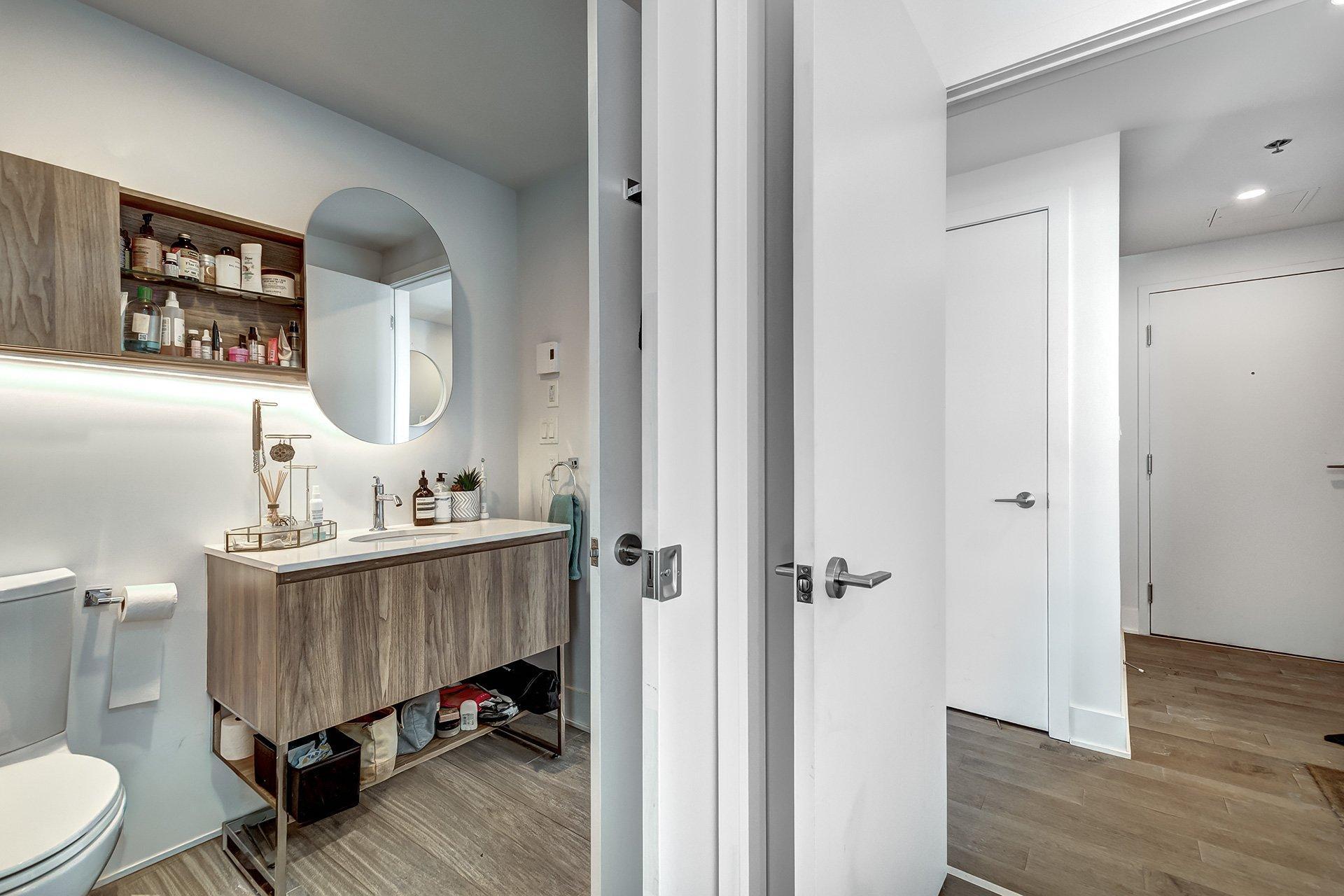 









2320


Rue Tupper

, 1214,
Montréal (Ville-Marie),




QC
H3H0B8

