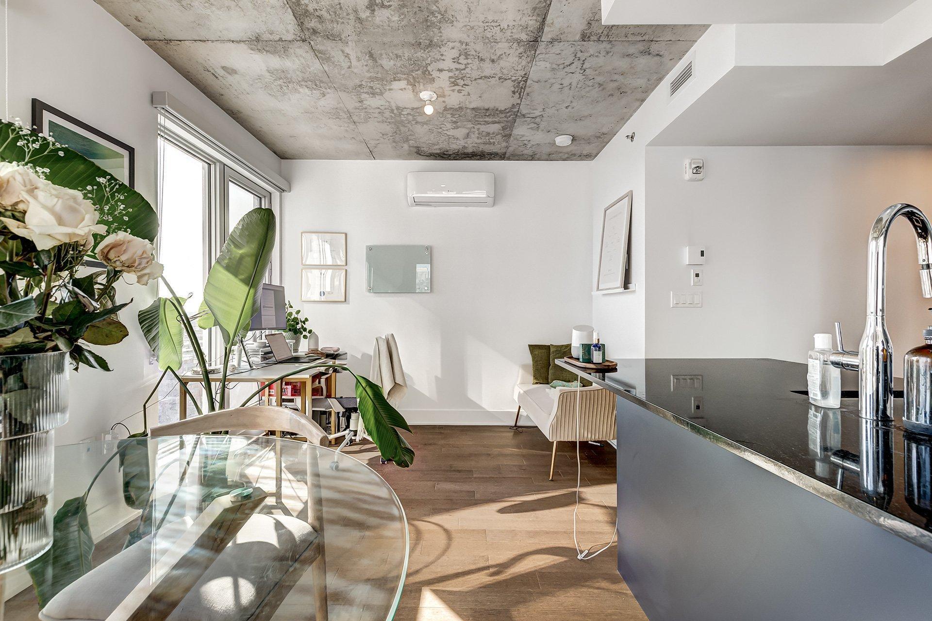 









2320


Rue Tupper

, 1214,
Montréal (Ville-Marie),




QC
H3H0B8

