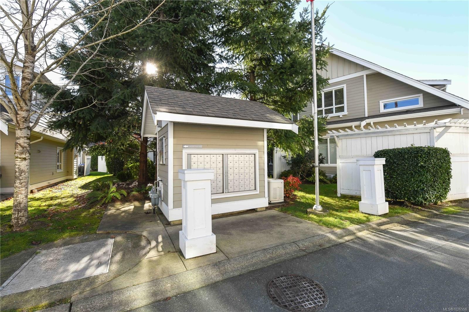 









700


Lancaster

Way, 5,
Comox,




BC
V9M 0B6

