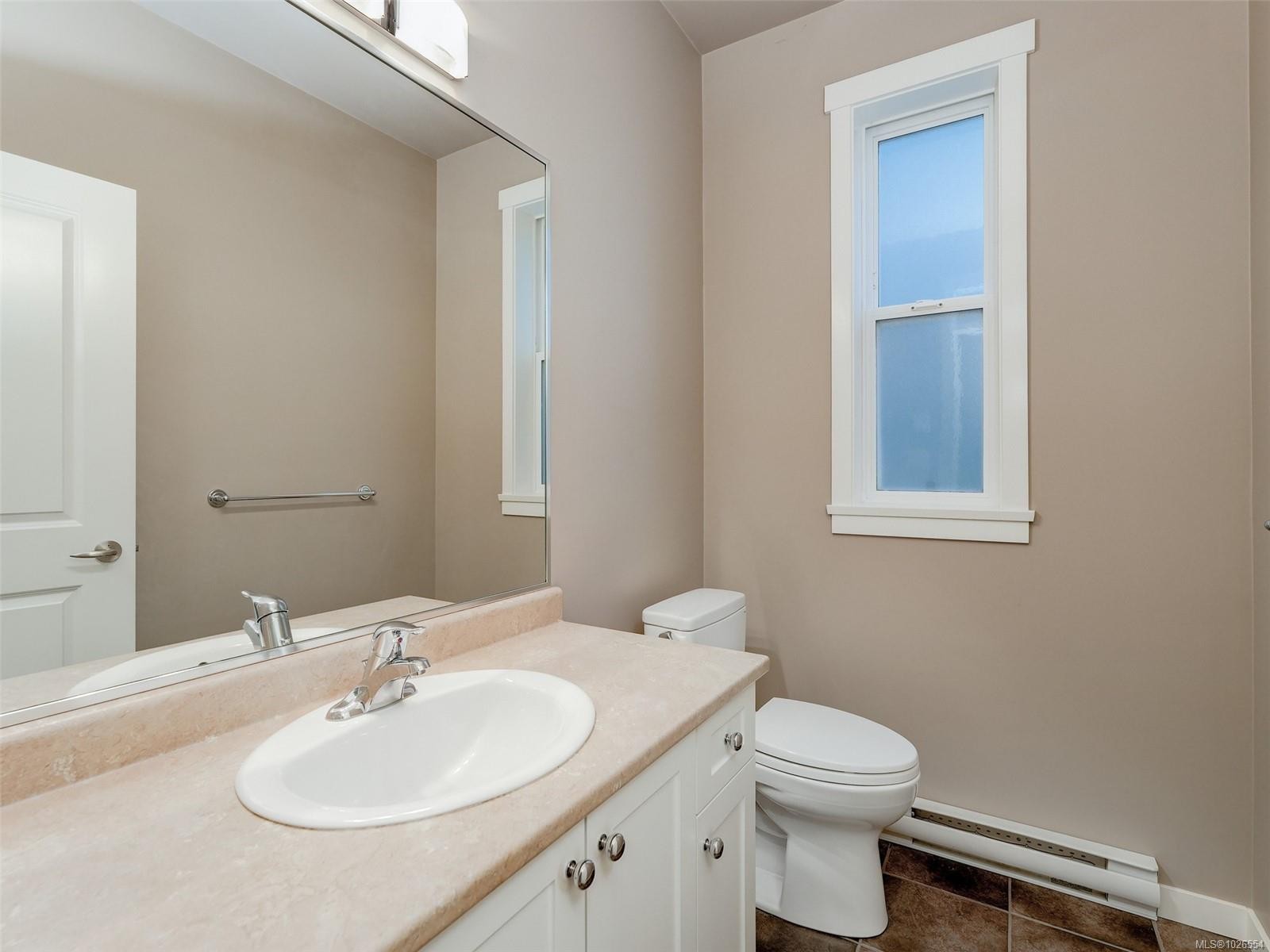 









2075


Dover

St,
Sooke,




BC
V9Z 1L1

