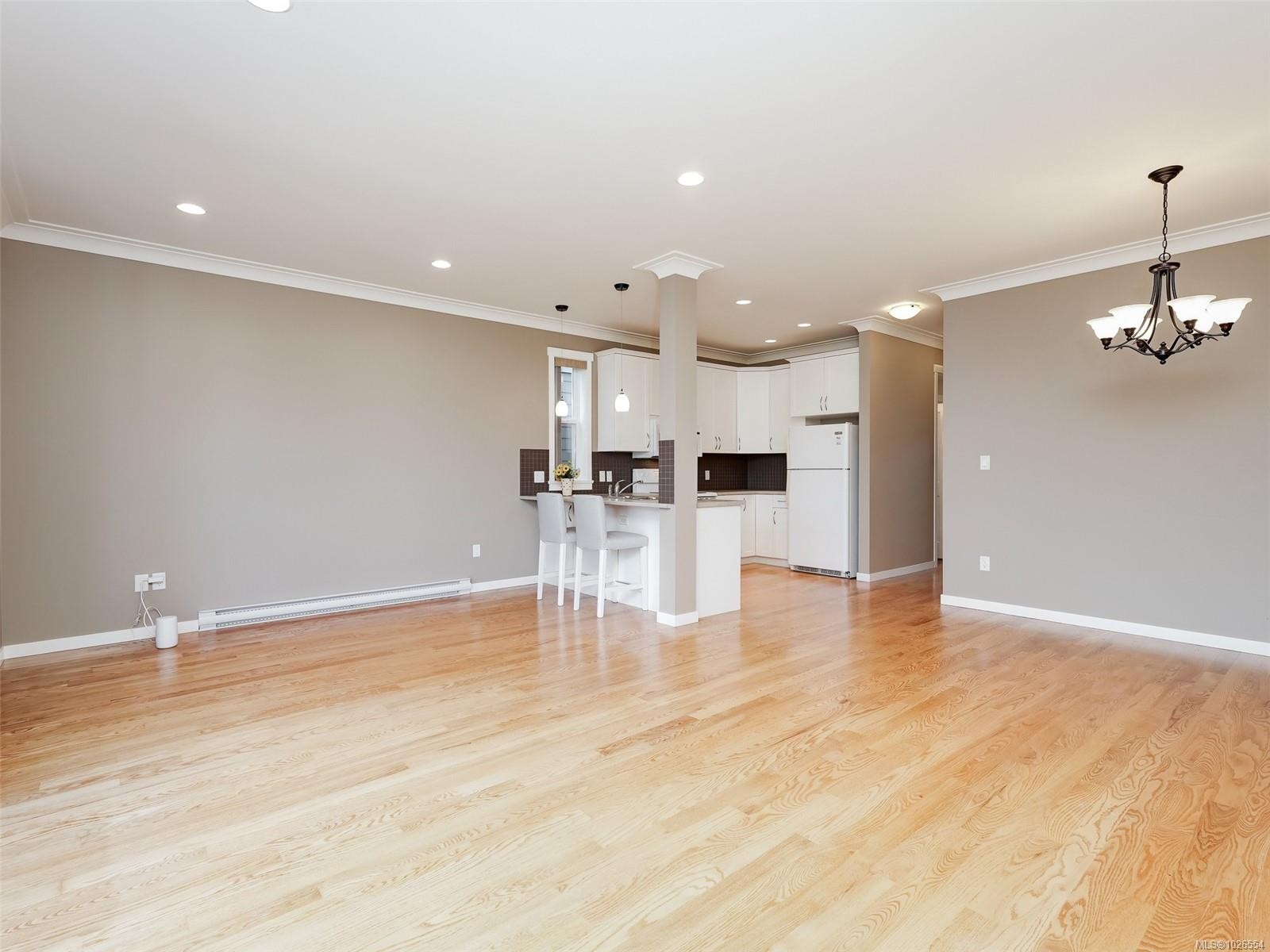 









2075


Dover

St,
Sooke,




BC
V9Z 1L1

