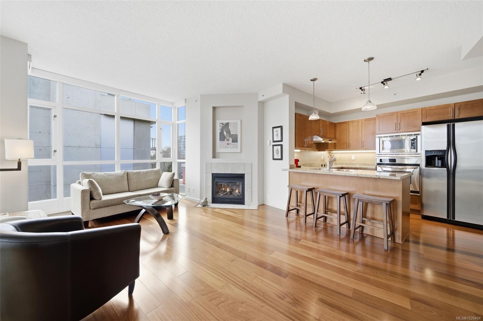 









827


Fairfield

Rd, 609,
Victoria,




BC
V8V 5B2

