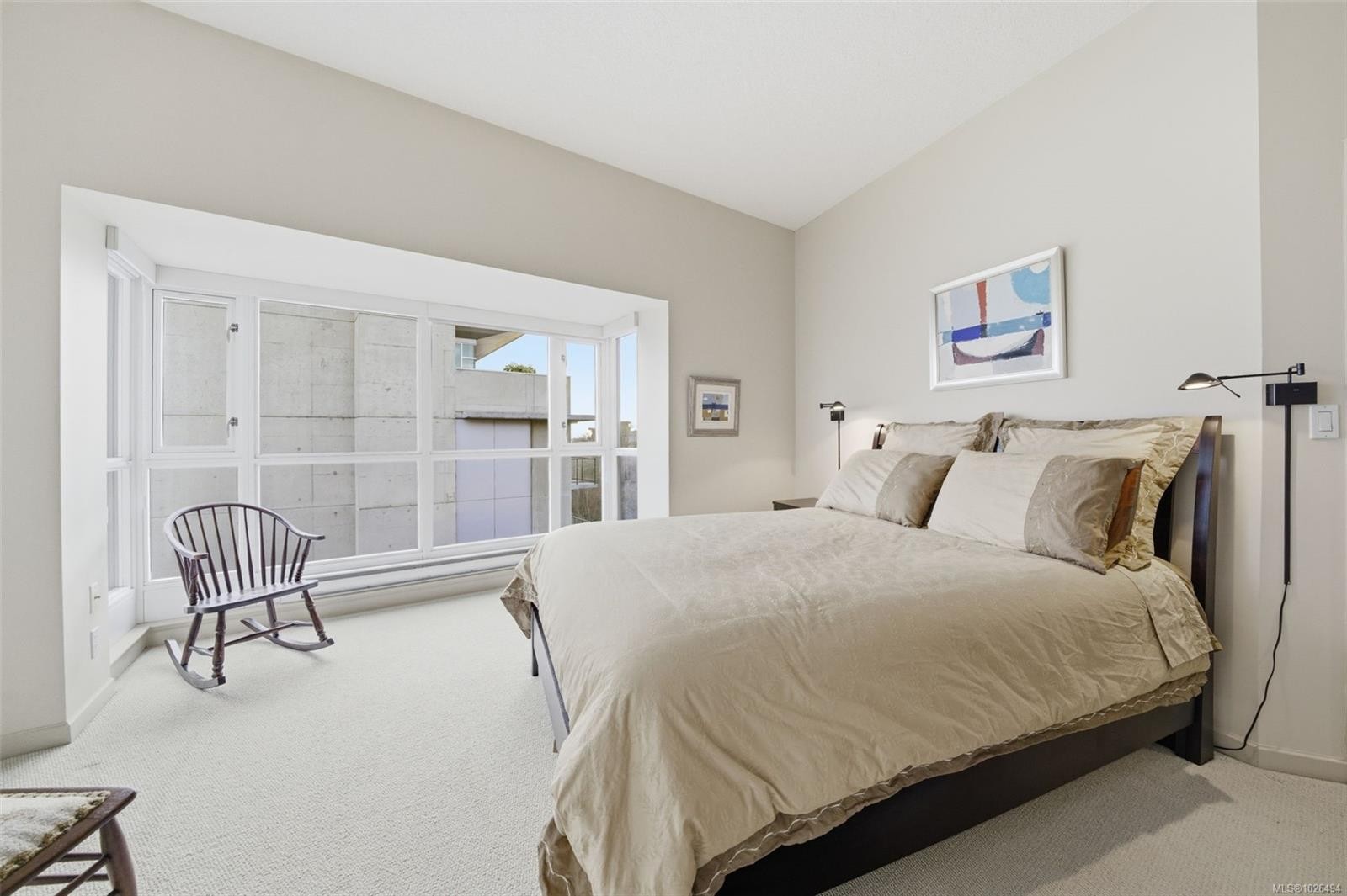 









827


Fairfield

Rd, 609,
Victoria,




BC
V8V 5B2

