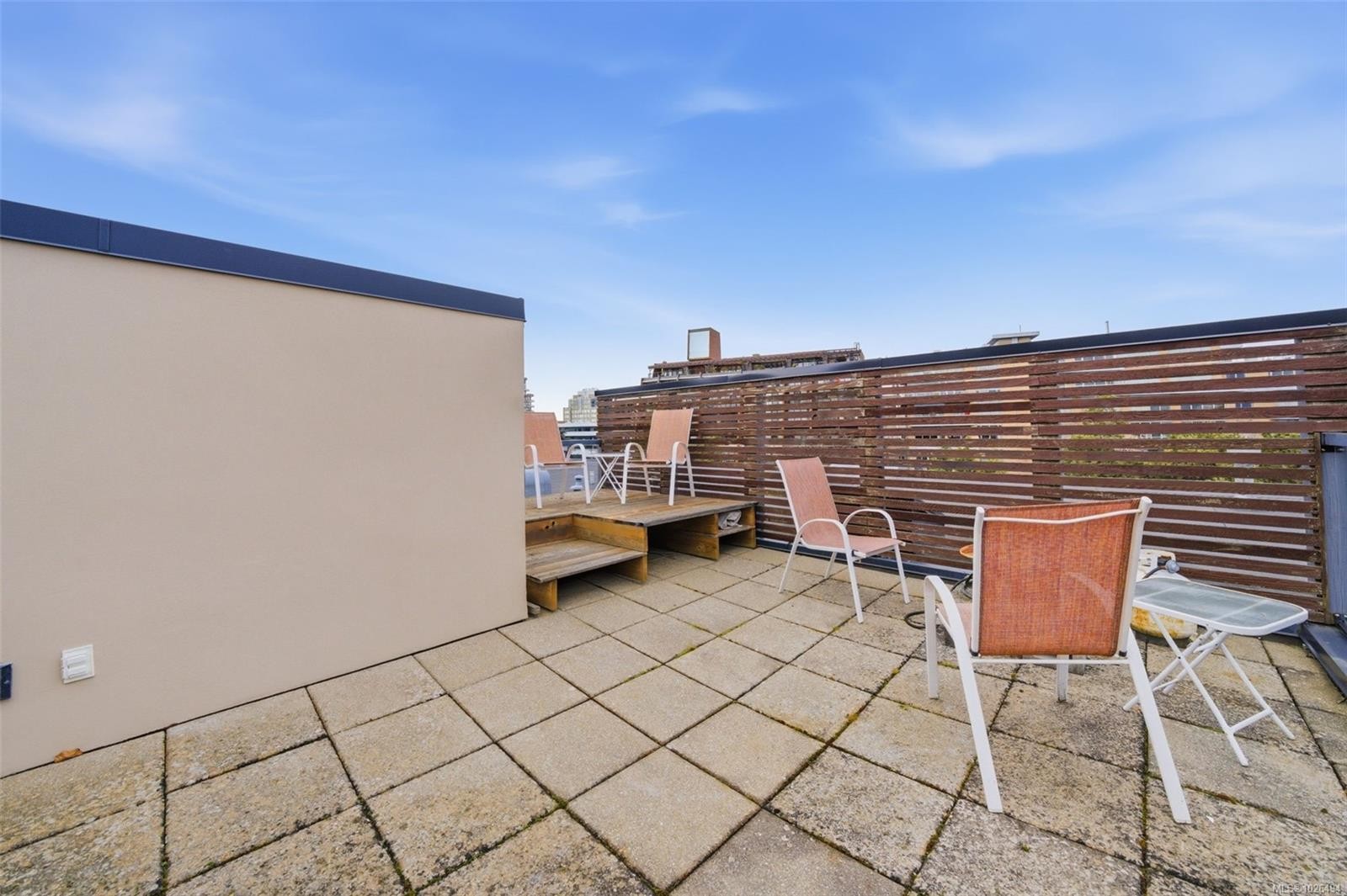 









827


Fairfield

Rd, 609,
Victoria,




BC
V8V 5B2

