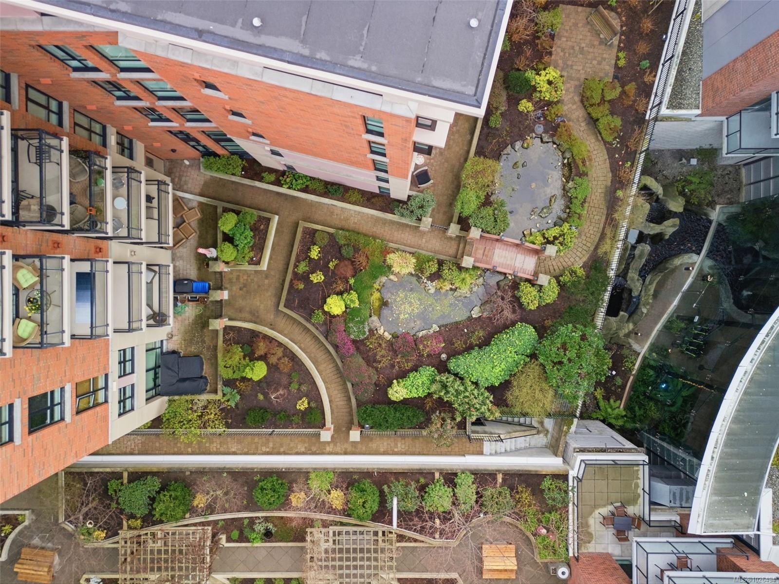 









827


Fairfield

Rd, 609,
Victoria,




BC
V8V 5B2

