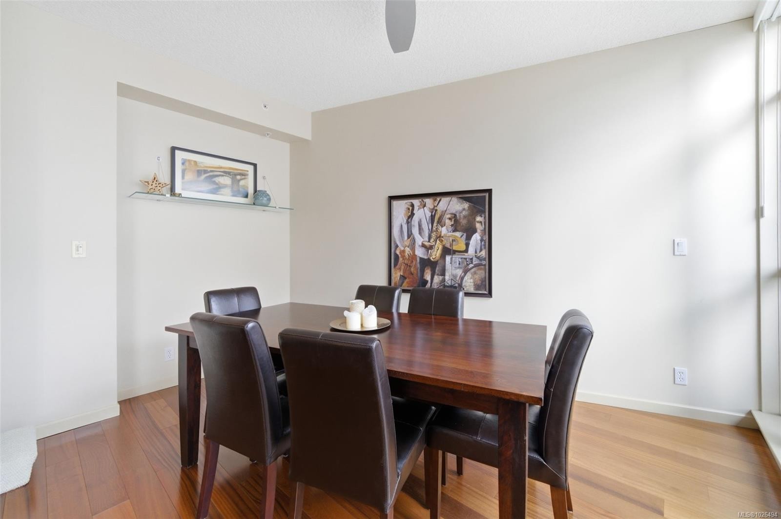 









827


Fairfield

Rd, 609,
Victoria,




BC
V8V 5B2

