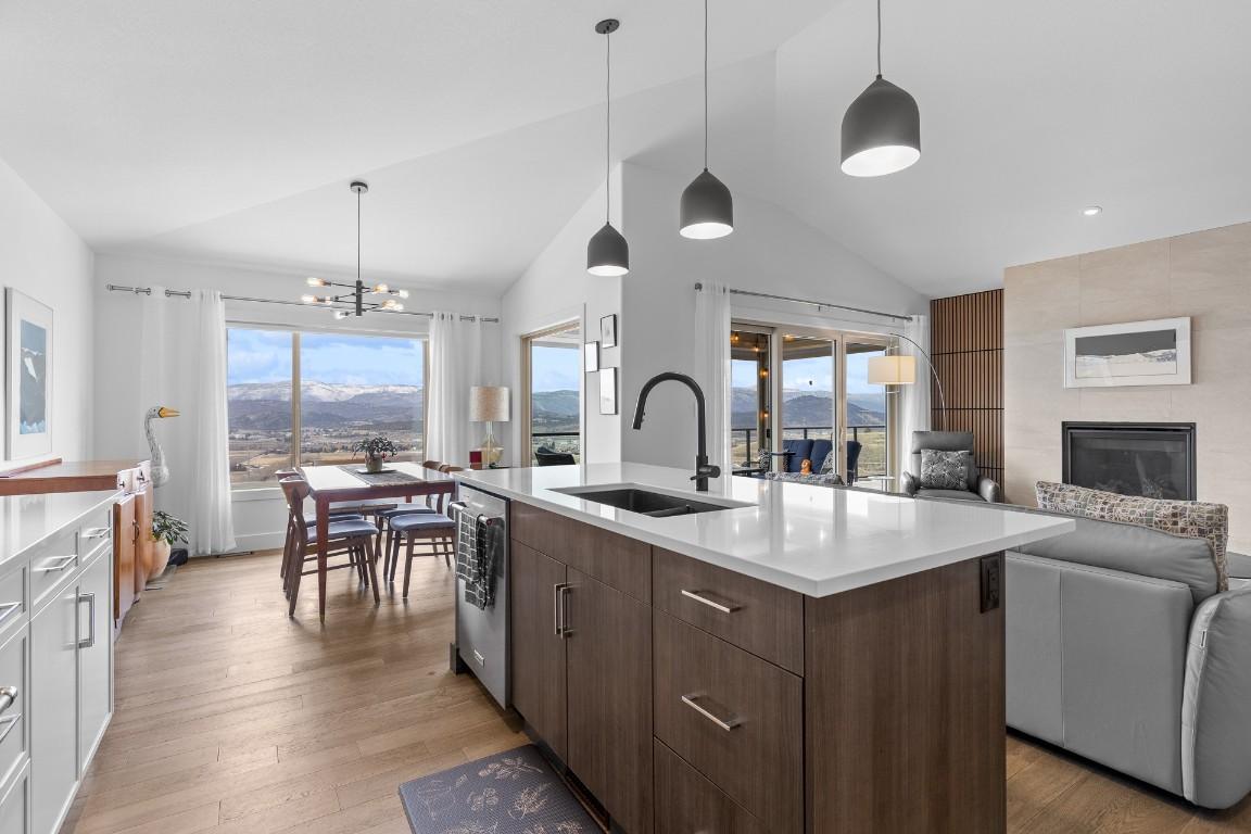 









3938


Cimarron

Drive,
Kelowna,




BC
V1X 8E4

