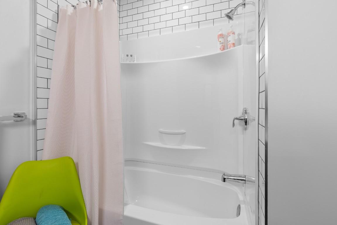 









3938


Cimarron

Drive,
Kelowna,




BC
V1X 8E4

