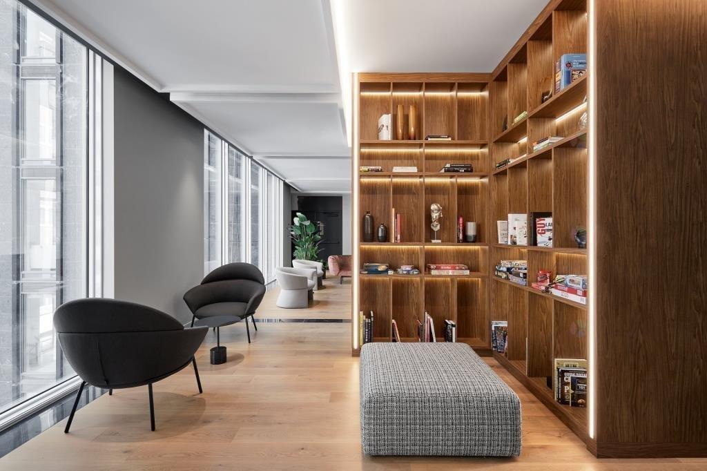 









1180


Rue De Bleury

, 1907,
Montréal (Ville-Marie),




QC
H3B0H2

