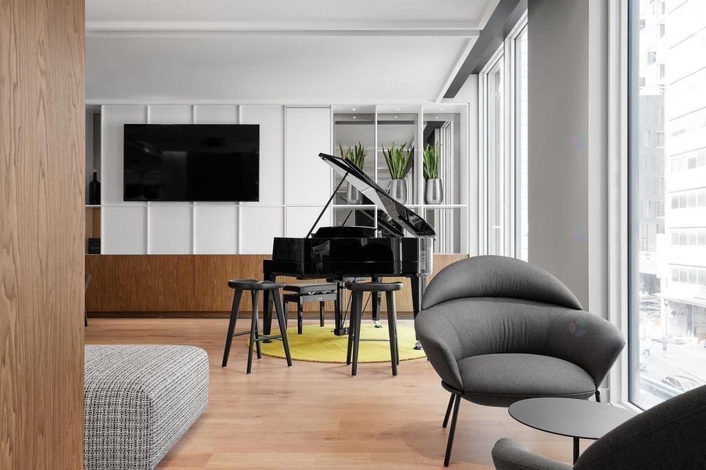 









1180


Rue De Bleury

, 1907,
Montréal (Ville-Marie),




QC
H3B0H2

