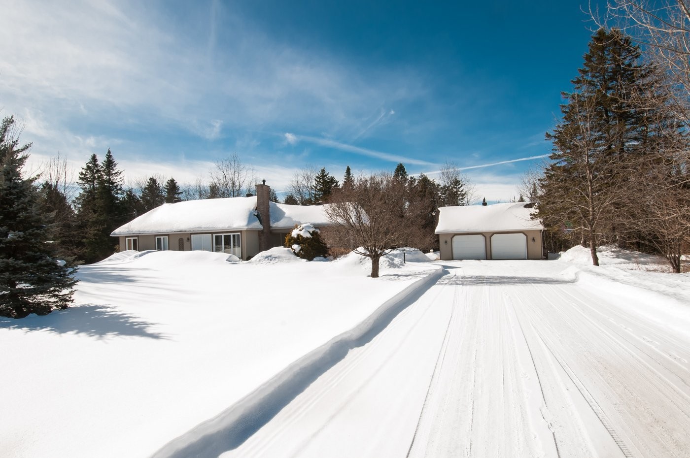 









421


Ch. de la Grande-Ligne

,
Racine,




QC
J0E1Y0

