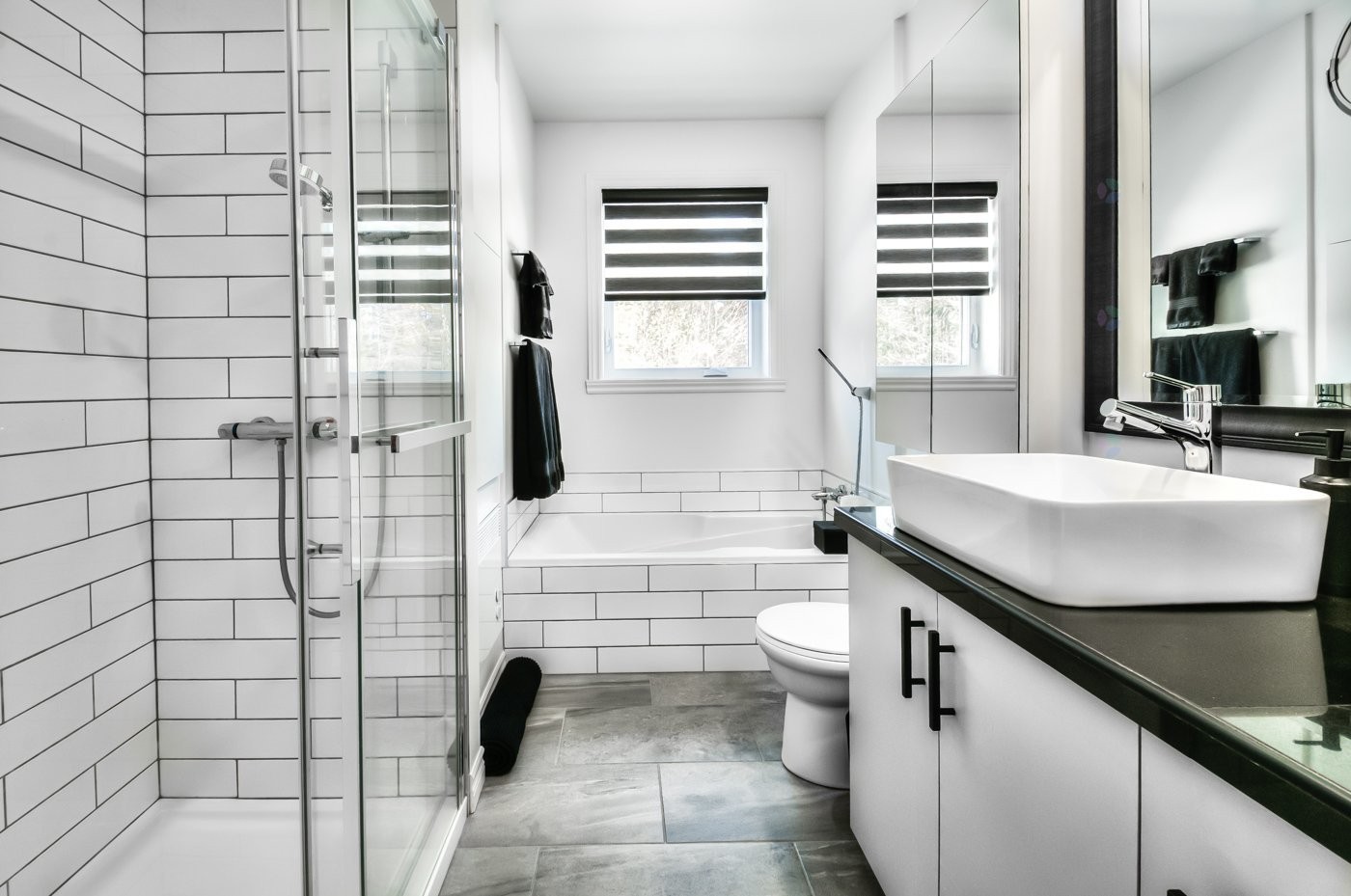 









421


Ch. de la Grande-Ligne

,
Racine,




QC
J0E1Y0

