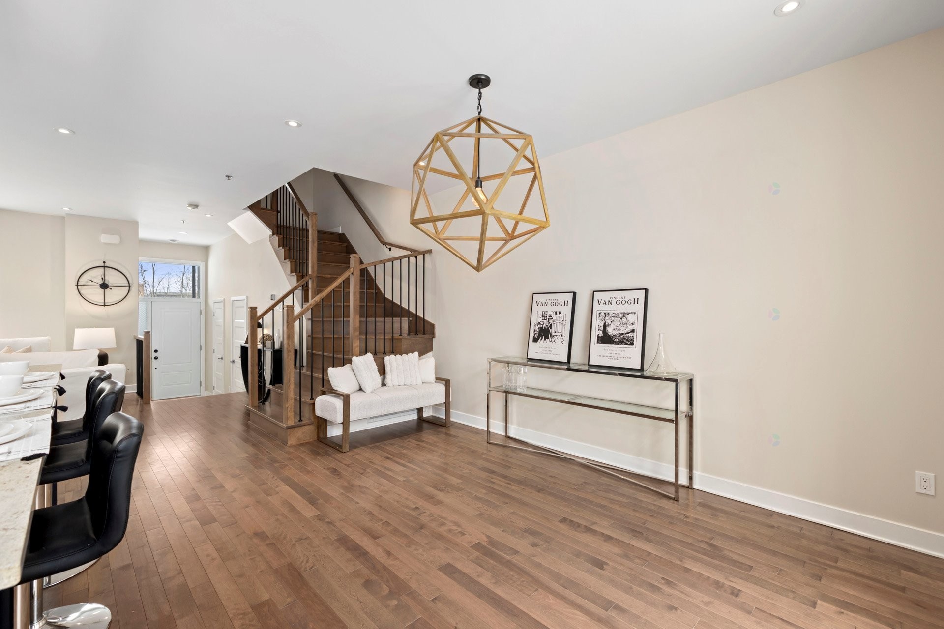 









616


Rue Frédéric-Back

,
Sainte-Anne-de-Bellevue,




QC
H9X0B8

