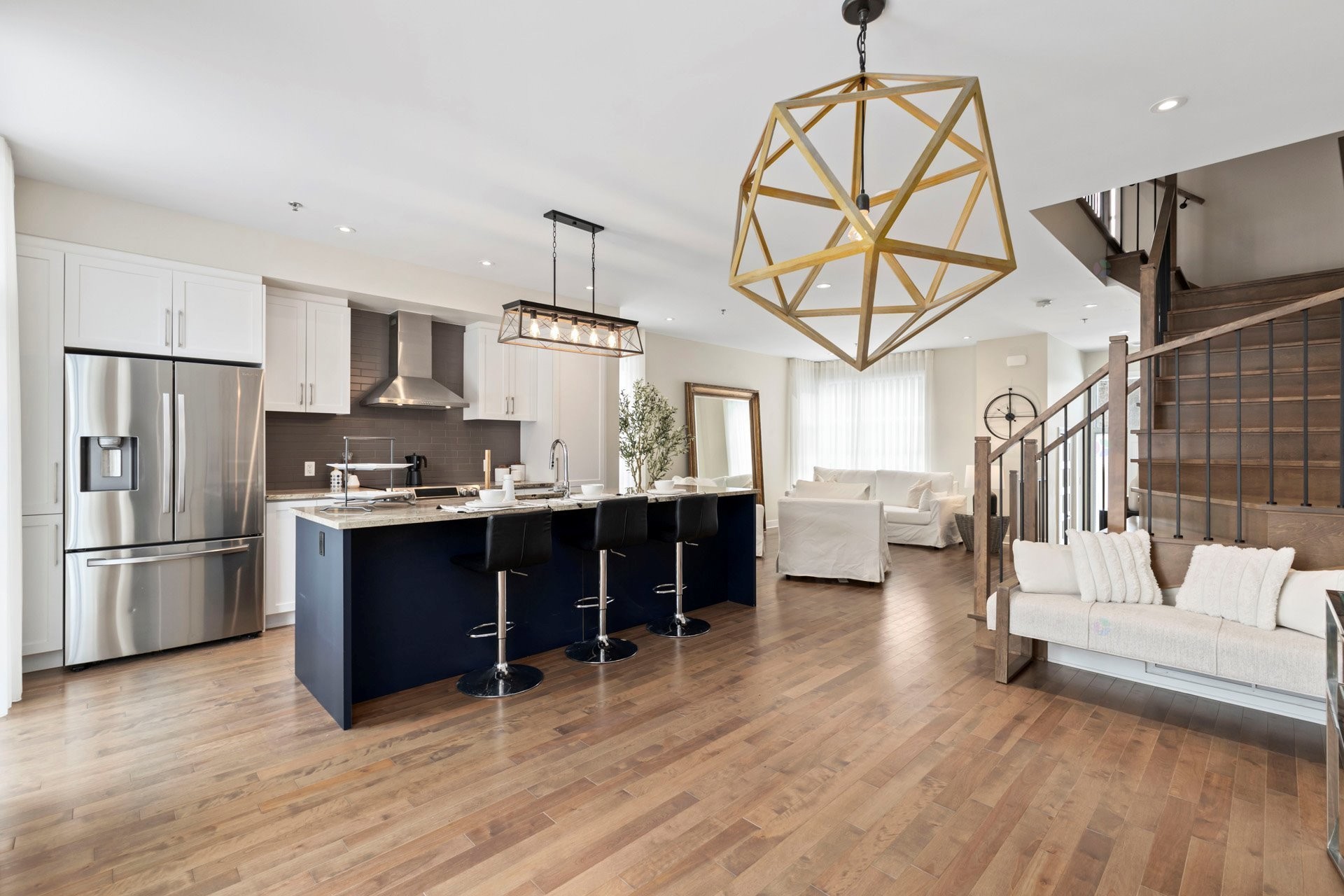 









616


Rue Frédéric-Back

,
Sainte-Anne-de-Bellevue,




QC
H9X0B8

