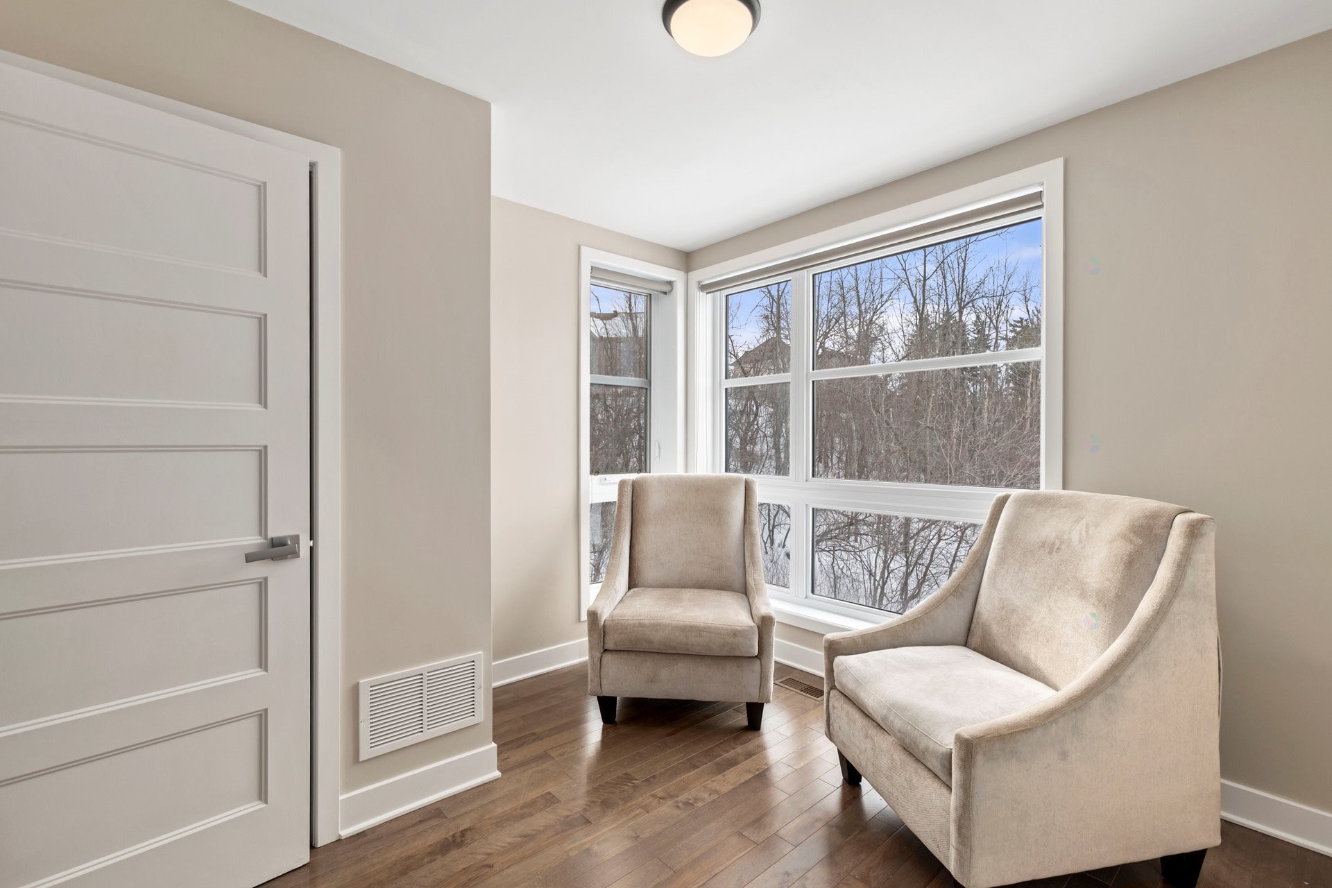 









616


Rue Frédéric-Back

,
Sainte-Anne-de-Bellevue,




QC
H9X0B8

