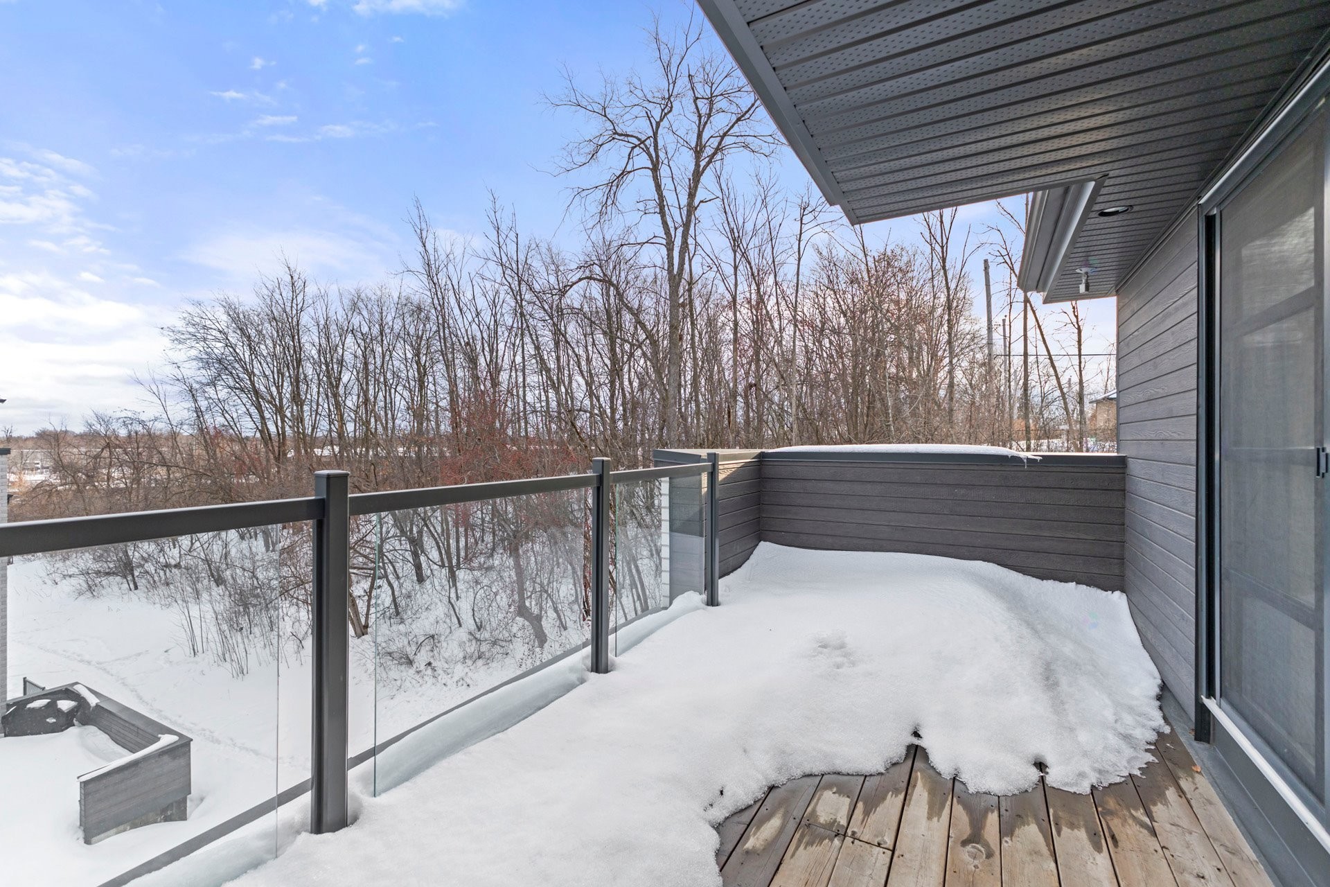 









616


Rue Frédéric-Back

,
Sainte-Anne-de-Bellevue,




QC
H9X0B8

