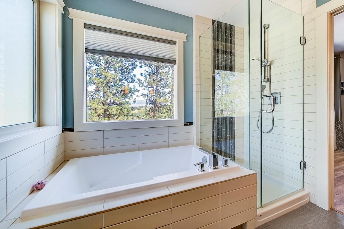 









2069


Horizon

Drive,
West Kelowna,




BC
V1Z 3N4

