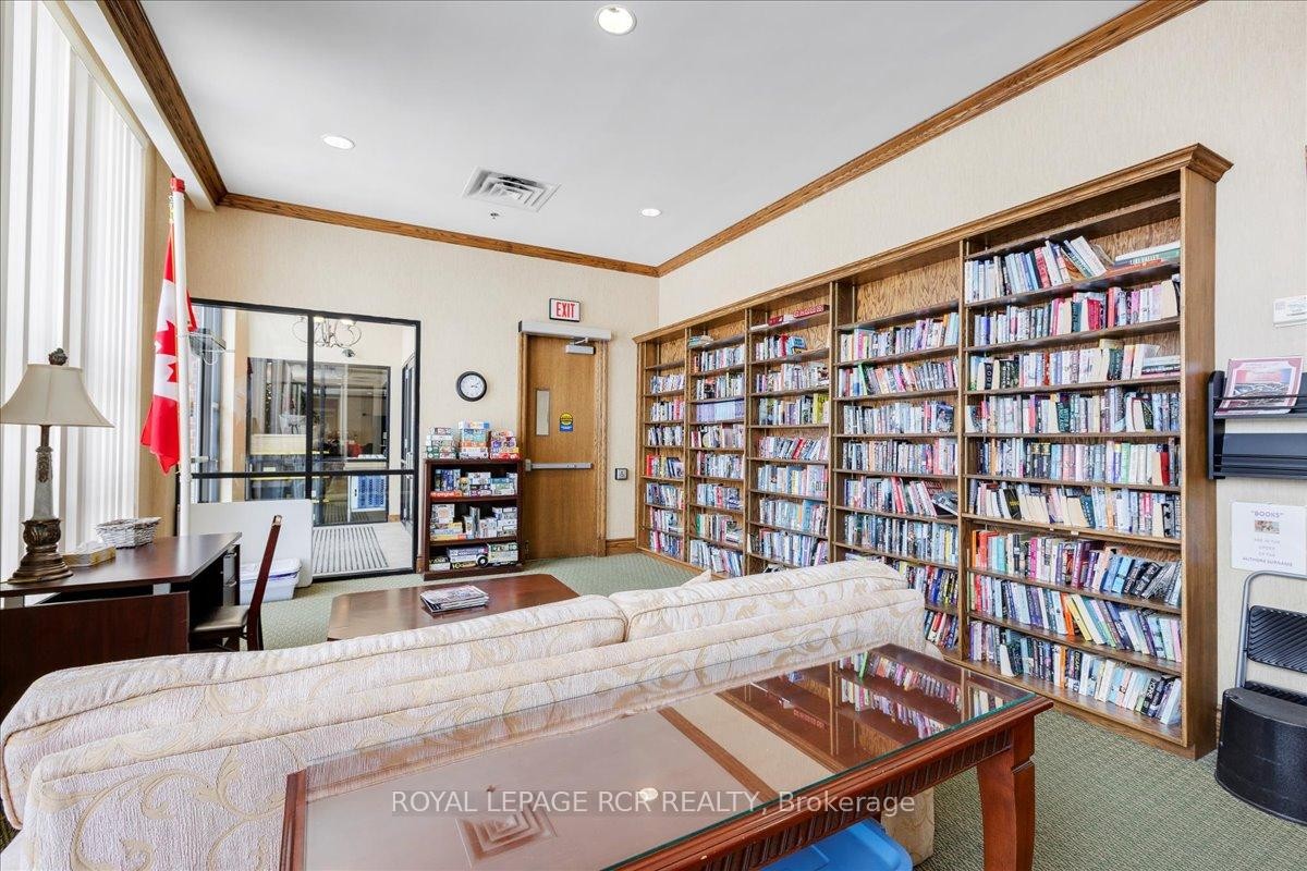 









35


Via Rosedale

Way, 113,
Brampton,




ON
L6R 3J9

