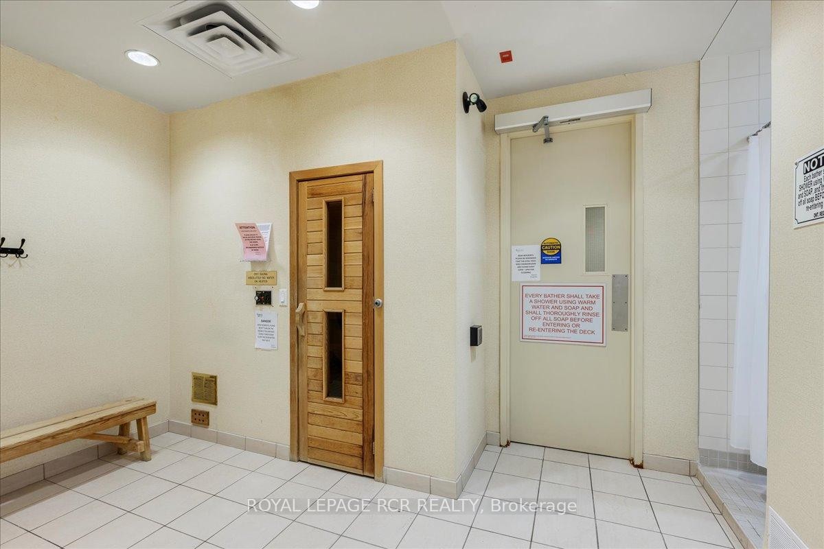 









35


Via Rosedale

Way, 113,
Brampton,




ON
L6R 3J9

