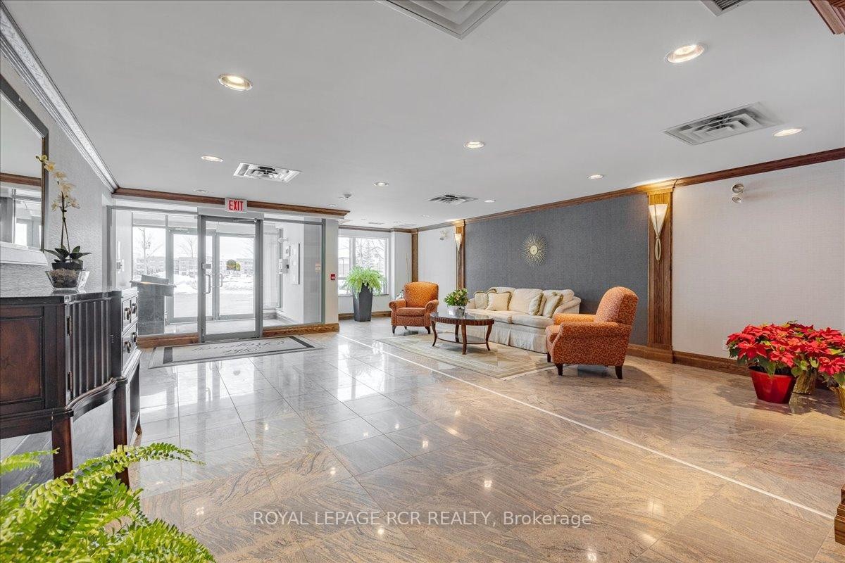 









35


Via Rosedale

Way, 113,
Brampton,




ON
L6R 3J9

