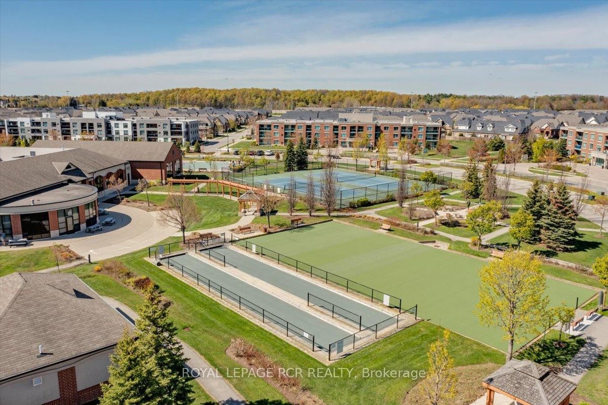









35


Via Rosedale

Way, 113,
Brampton,




ON
L6R 3J9

