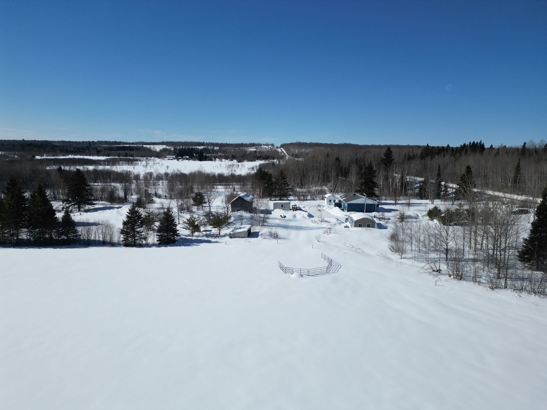 









896


13e-et-14e Rang

,
Laverlochère-Angliers,




QC
J0Z1A0

