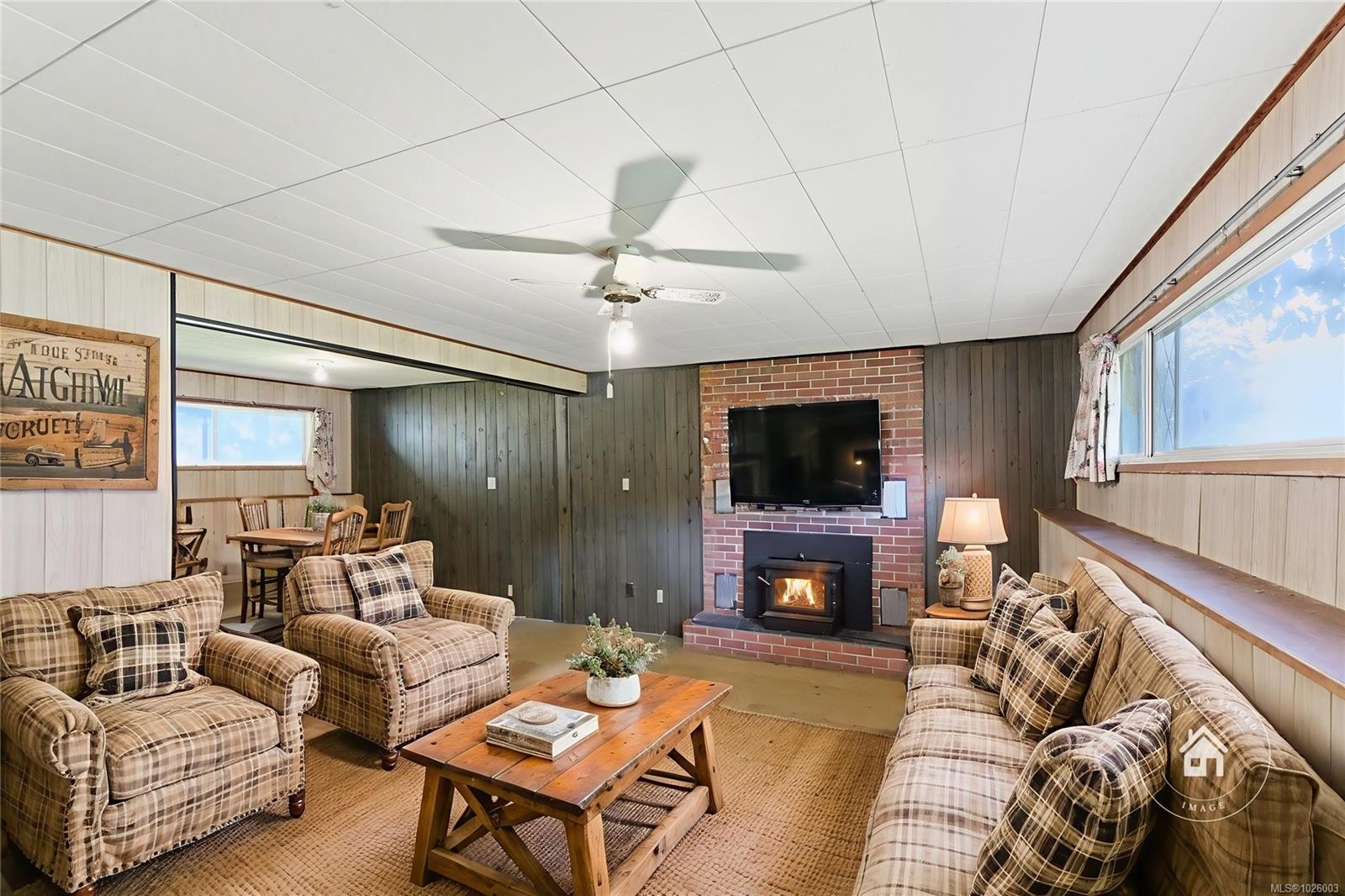 









439


Craig

St,
Parksville,




BC
V9P 1L2

