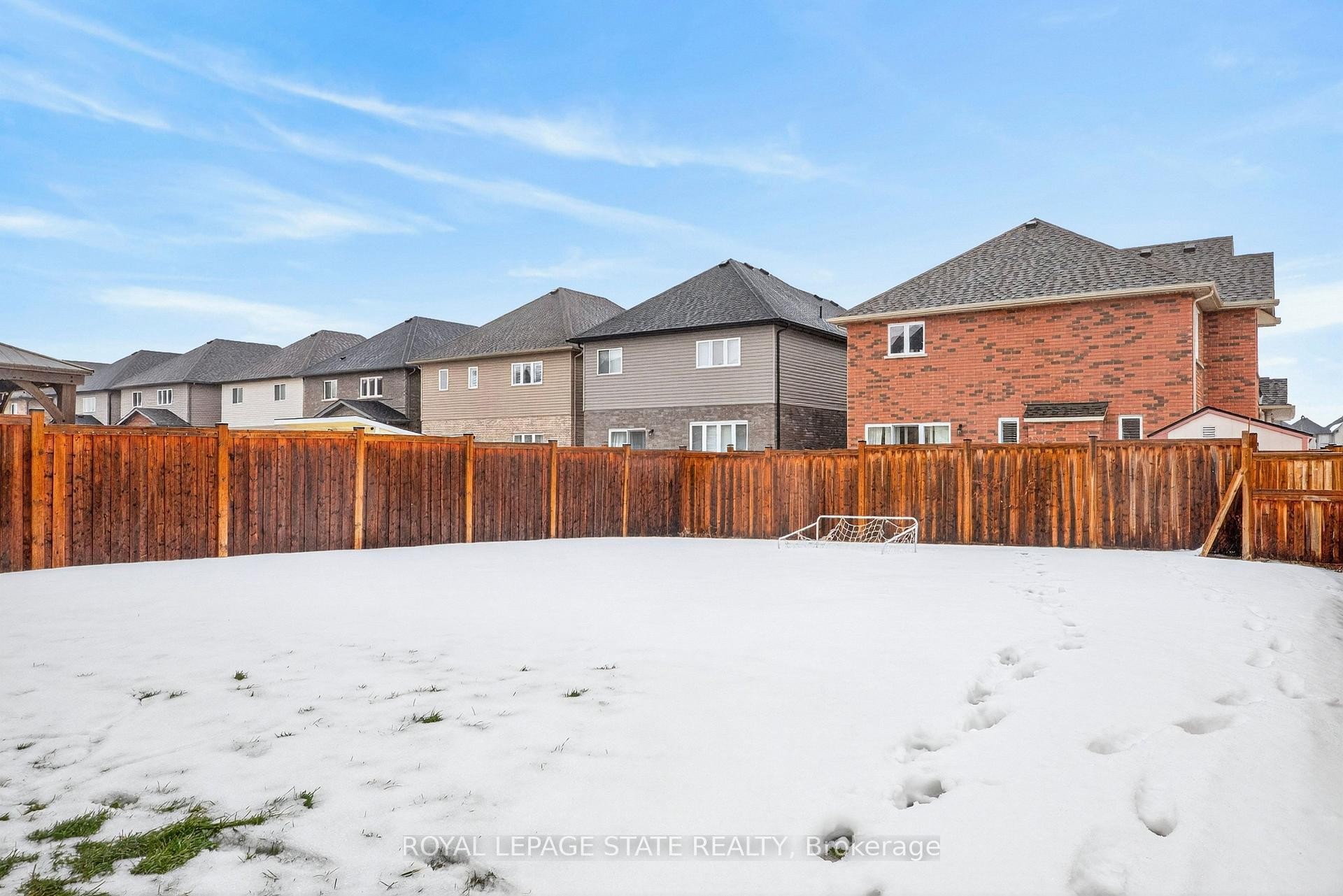 









79


Dolomiti

Court,
Hamilton,




ON
L0R 1P0

