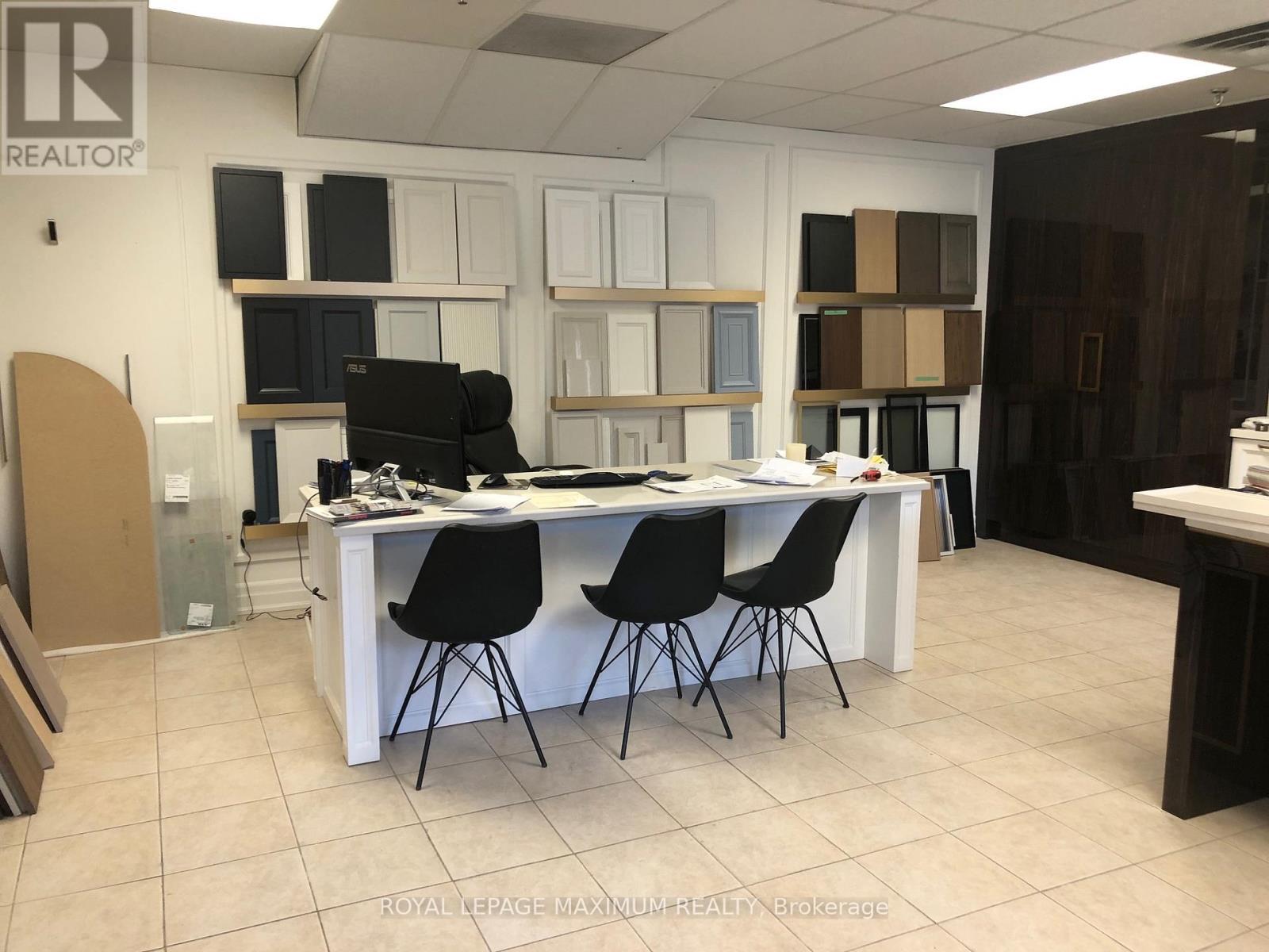 












4 (MAIN) - 53 WOODSTREAM BOULEVARD

,
Vaughan,




Ontario
L4L7V8

