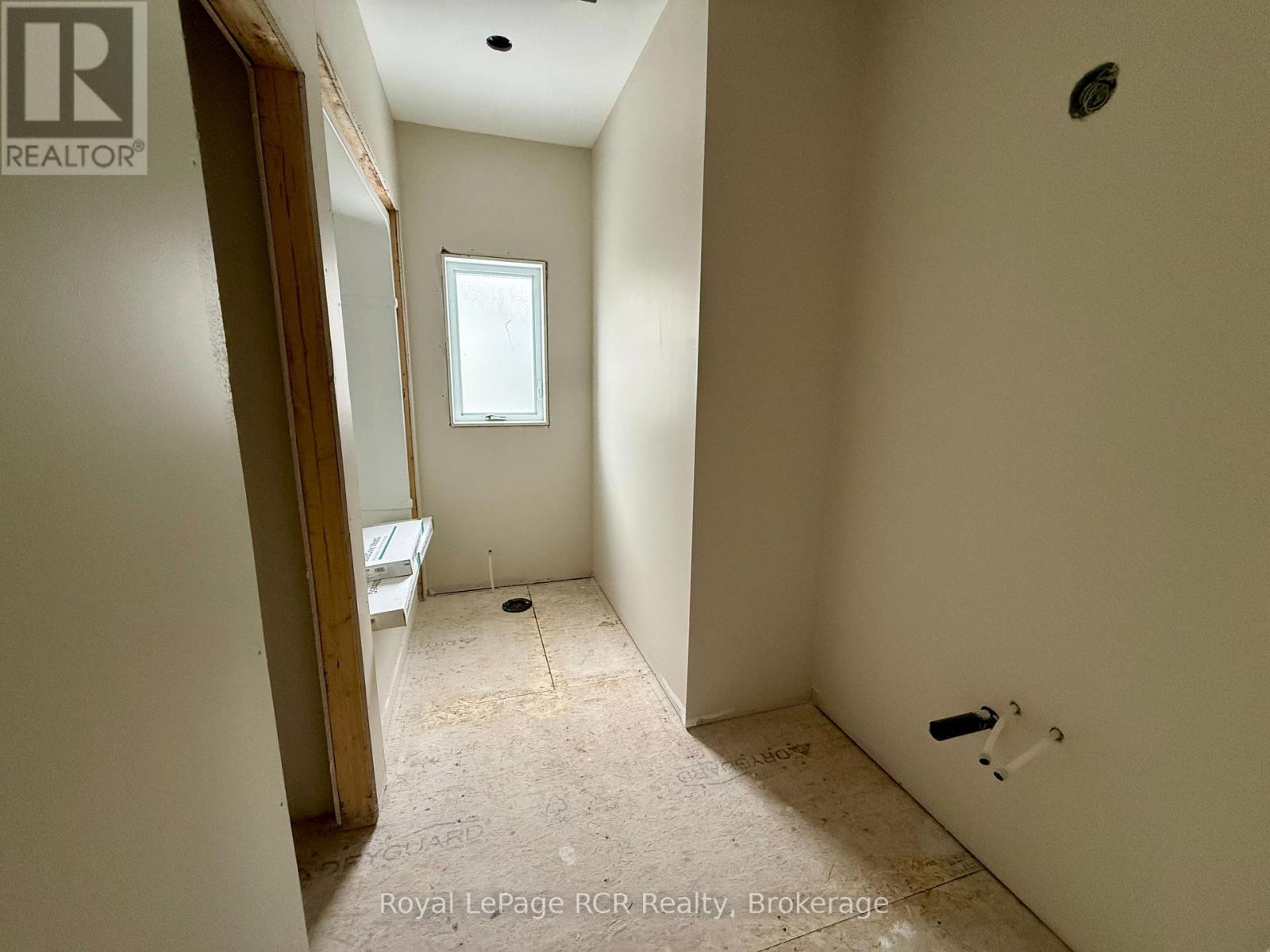 












86 GRIFFITH STREET

,
Brockton,




Ontario
N0G2V0

