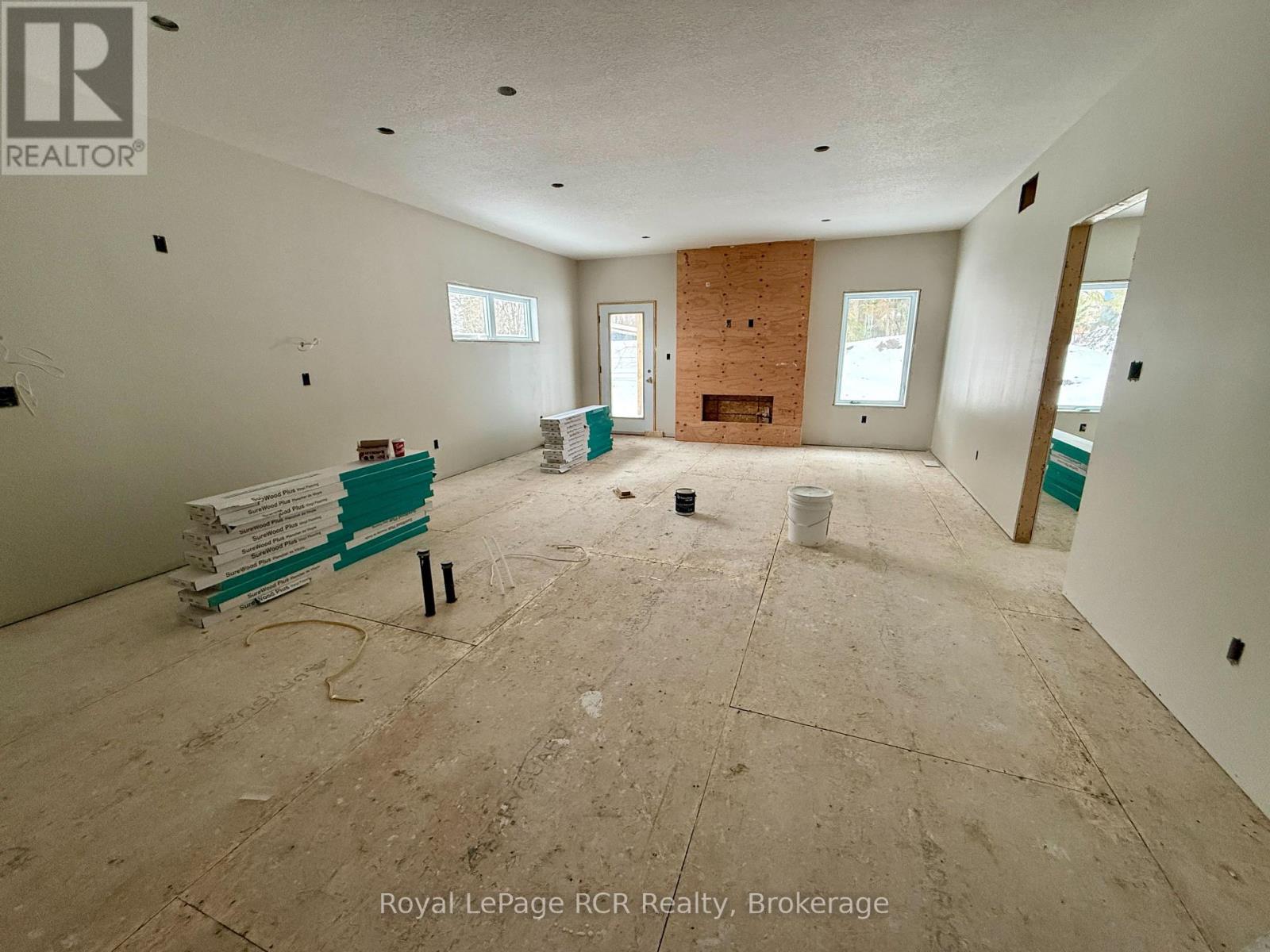 












86 GRIFFITH STREET

,
Brockton,




Ontario
N0G2V0

