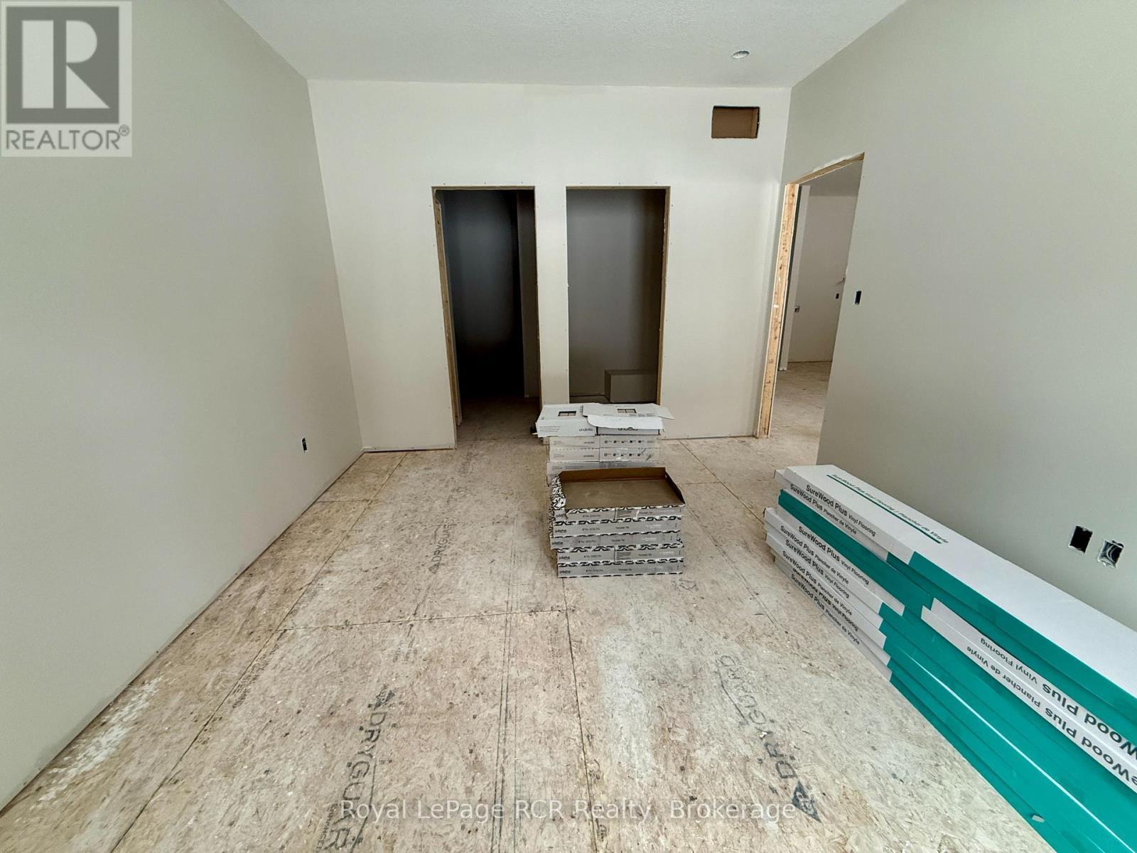 












86 GRIFFITH STREET

,
Brockton,




Ontario
N0G2V0

