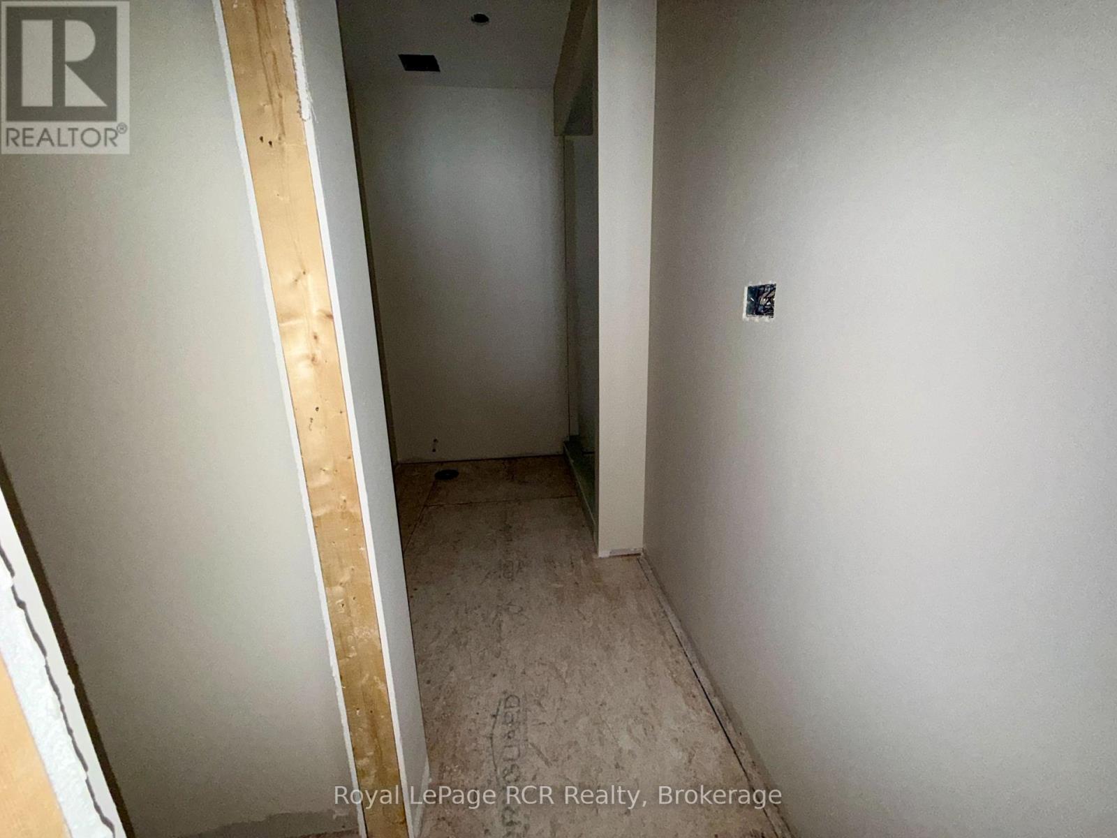 












86 GRIFFITH STREET

,
Brockton,




Ontario
N0G2V0

