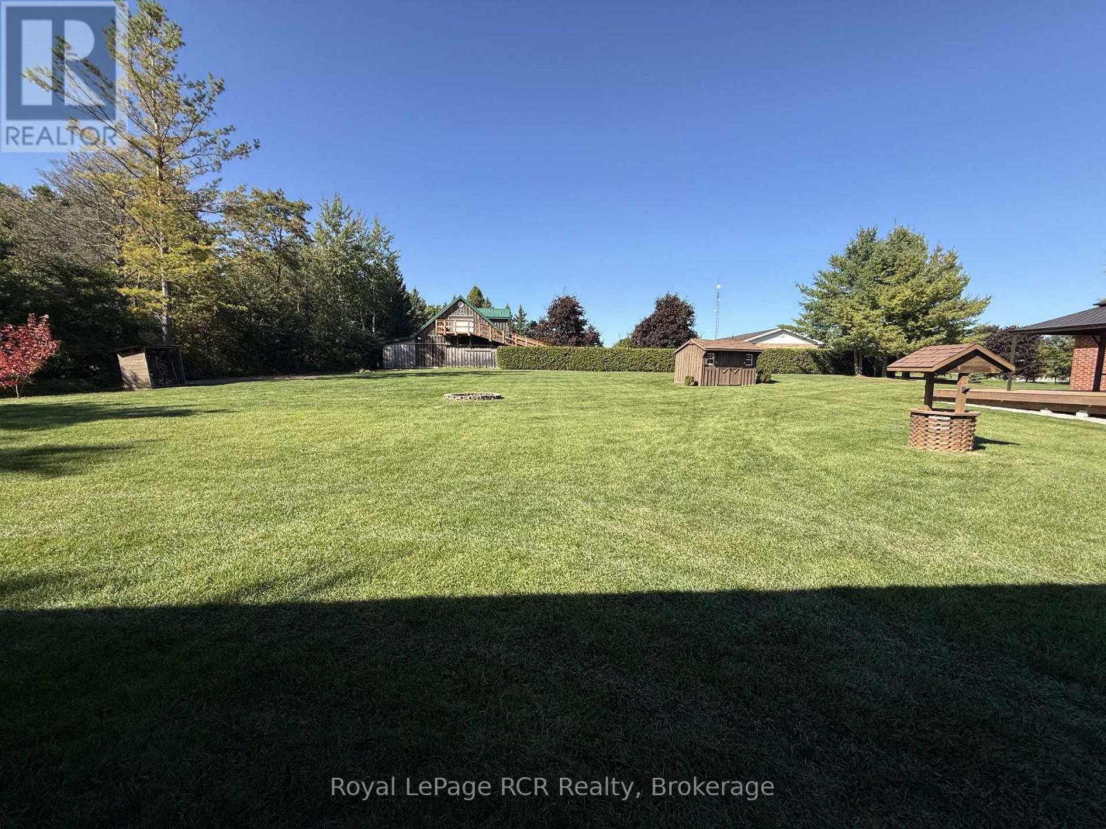 












9632 CONCESSION RD 4 N

,
Wellington North,




Ontario
N0G2L0

