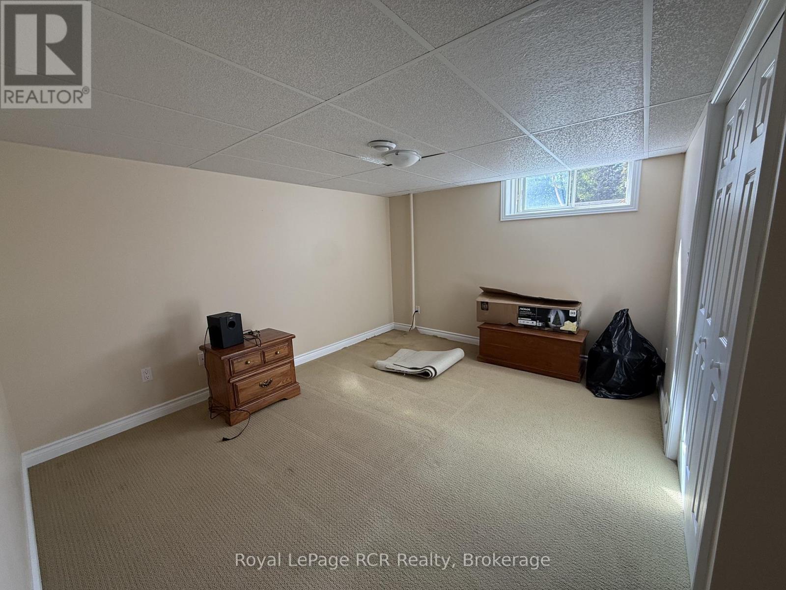 












9632 CONCESSION RD 4 N

,
Wellington North,




Ontario
N0G2L0

